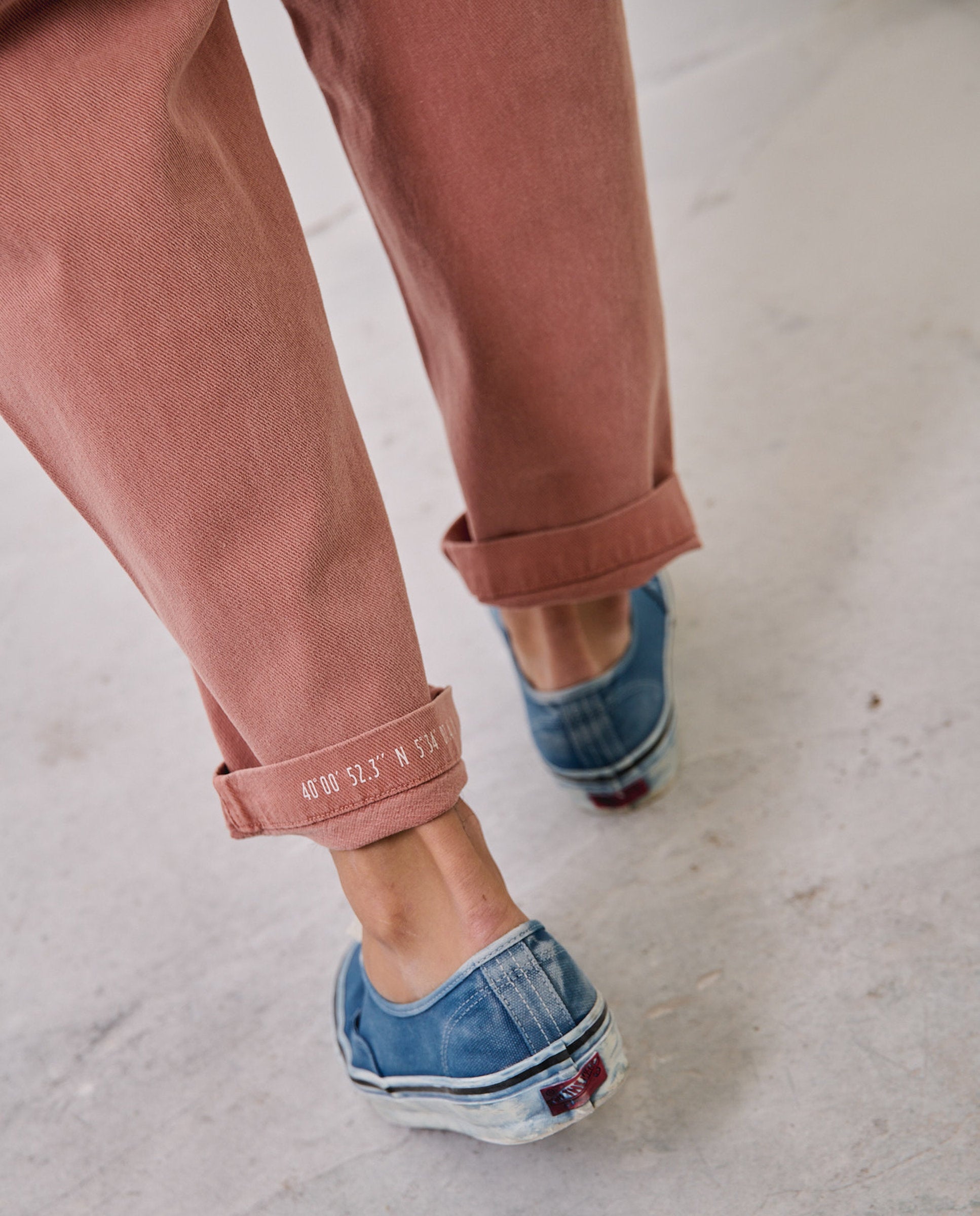 Imagen 2 de Pantalón de hombre cropped relaxed-tapered cosme - Tintoremus Sttudio - Naranja Naranja
