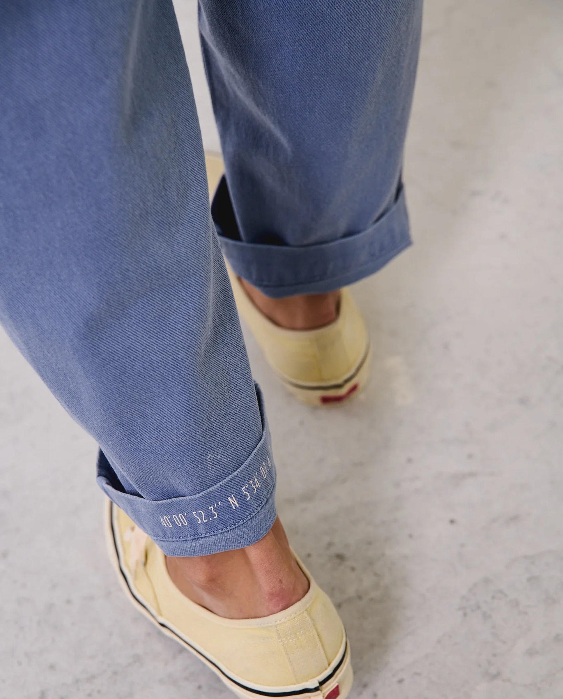 Imagen 3 de Pantalón de hombre cropped relaxed-tapered cosme - Tintoremus Sttudio - Azul Azul