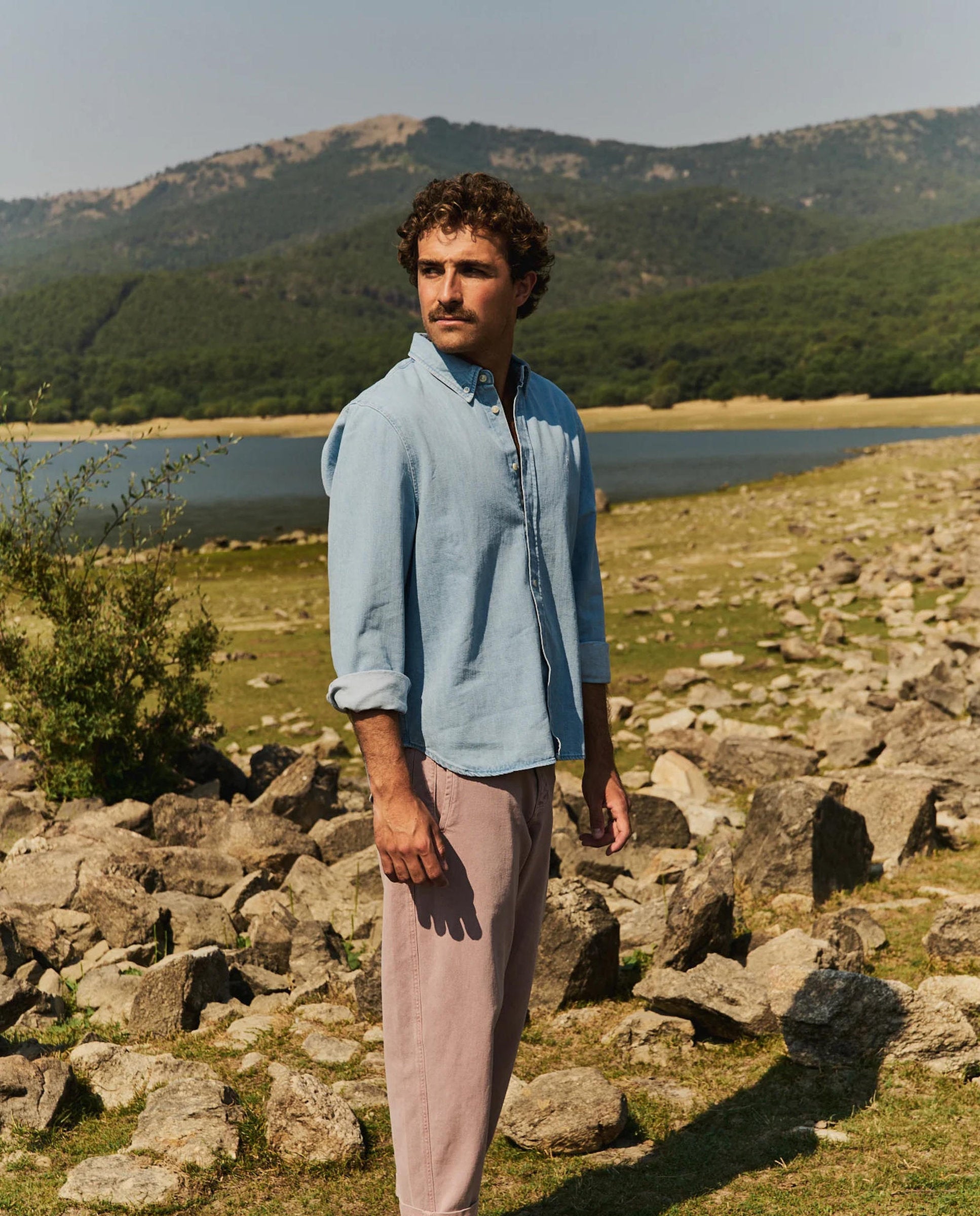 Imagen 1 de Pantalón chino de hombre corte recto con pinzas clemen Azul