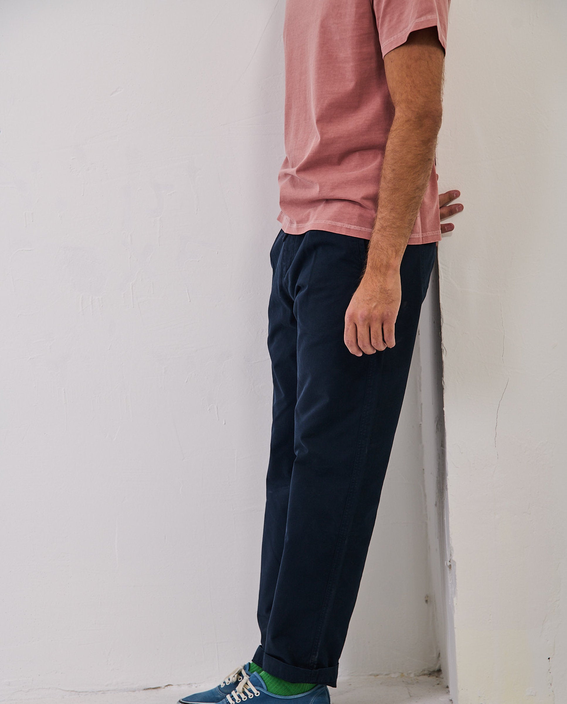 Imagen 2 de Pantalón chino de hombre corte recto con pinzas clemen - Tintoremus Sttudio - Azul Azul