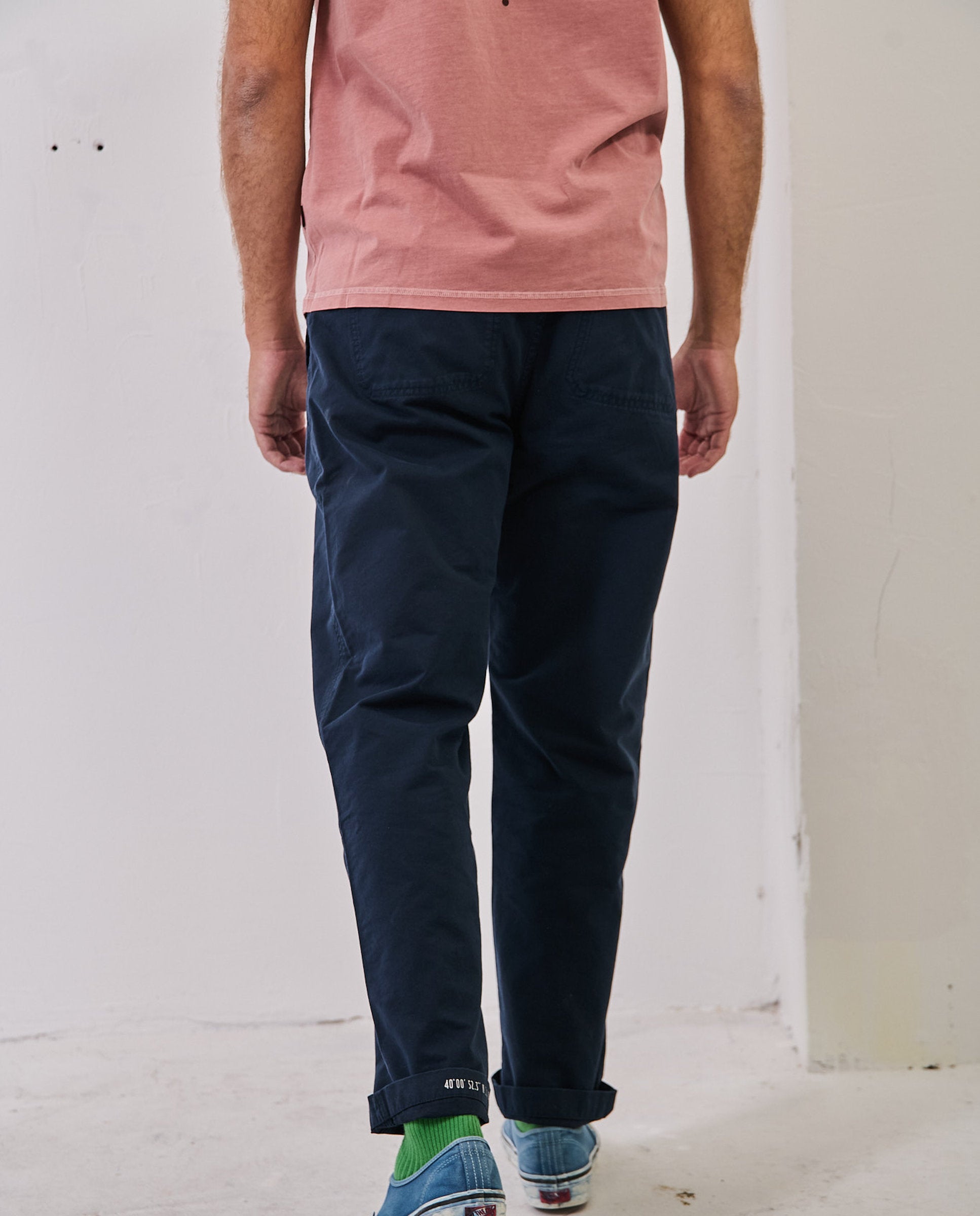 Imagen 5 de Pantalón chino de hombre corte recto con pinzas clemen - Tintoremus Sttudio - Azul Azul