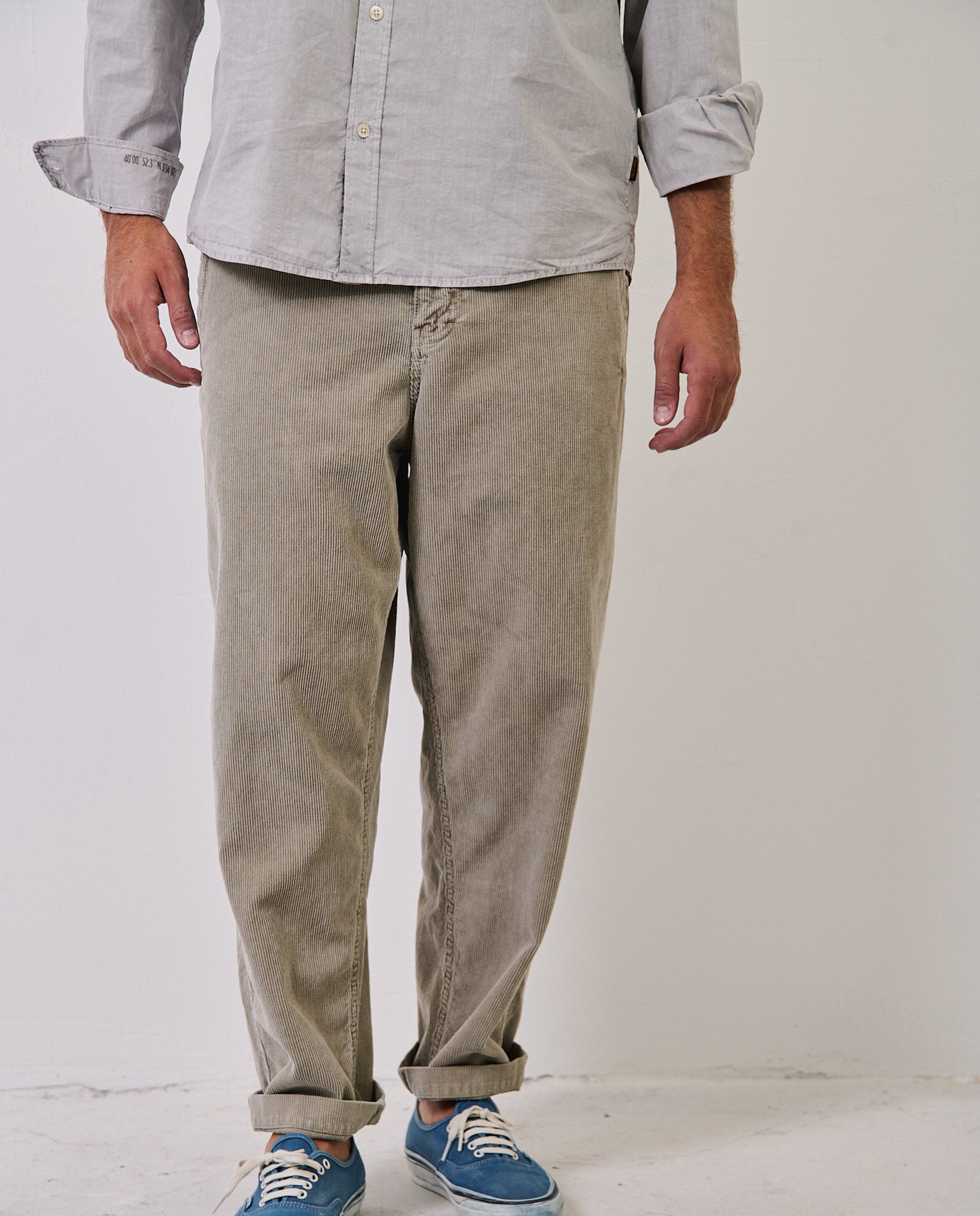 Imagen 1 de Pantalón de pana de hombre corte cropped cosme corduroy Marrón