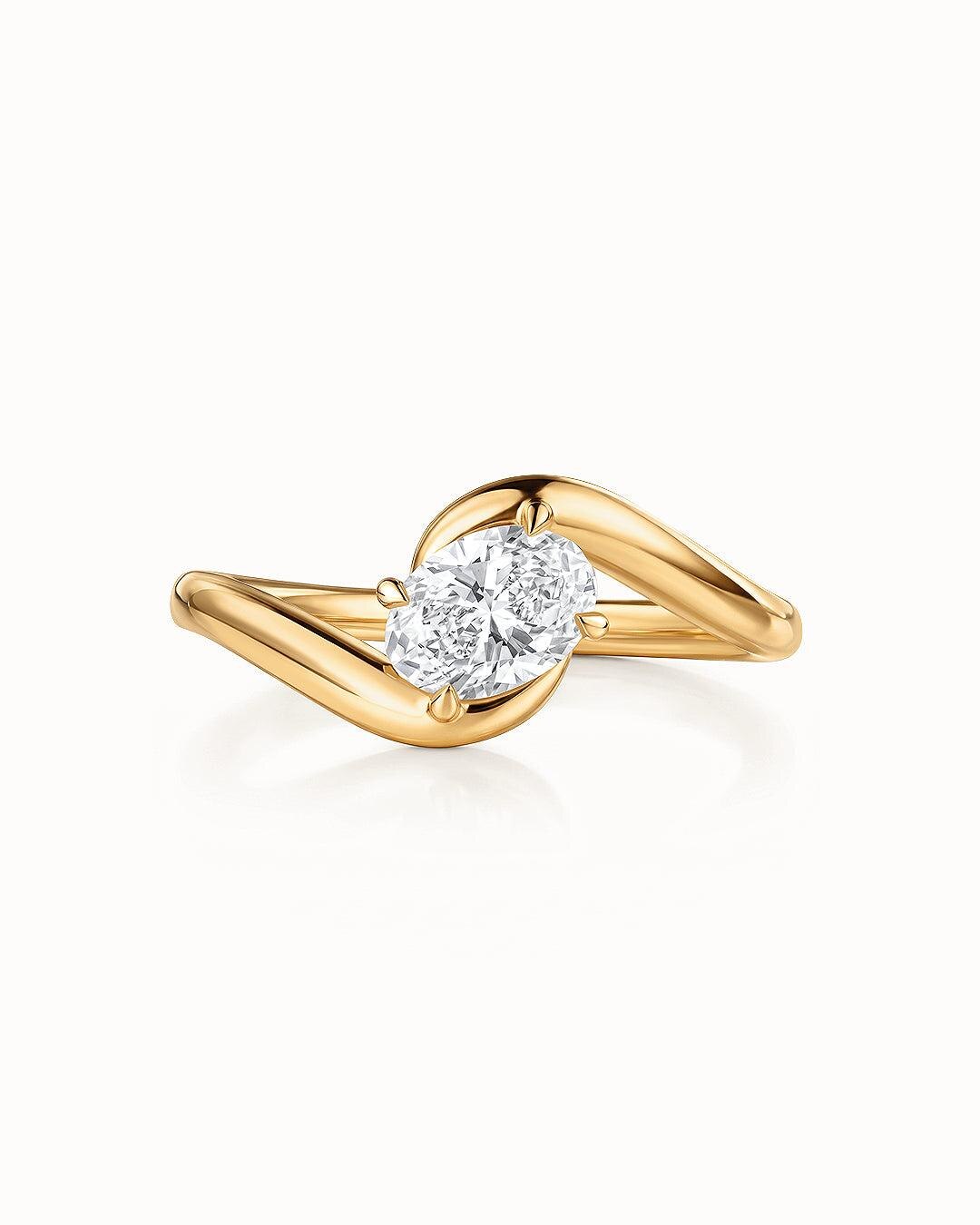 Imagen 1 de Sortija liora onda de diamante en talla oval en oro amarillo de 18 kt Dorado