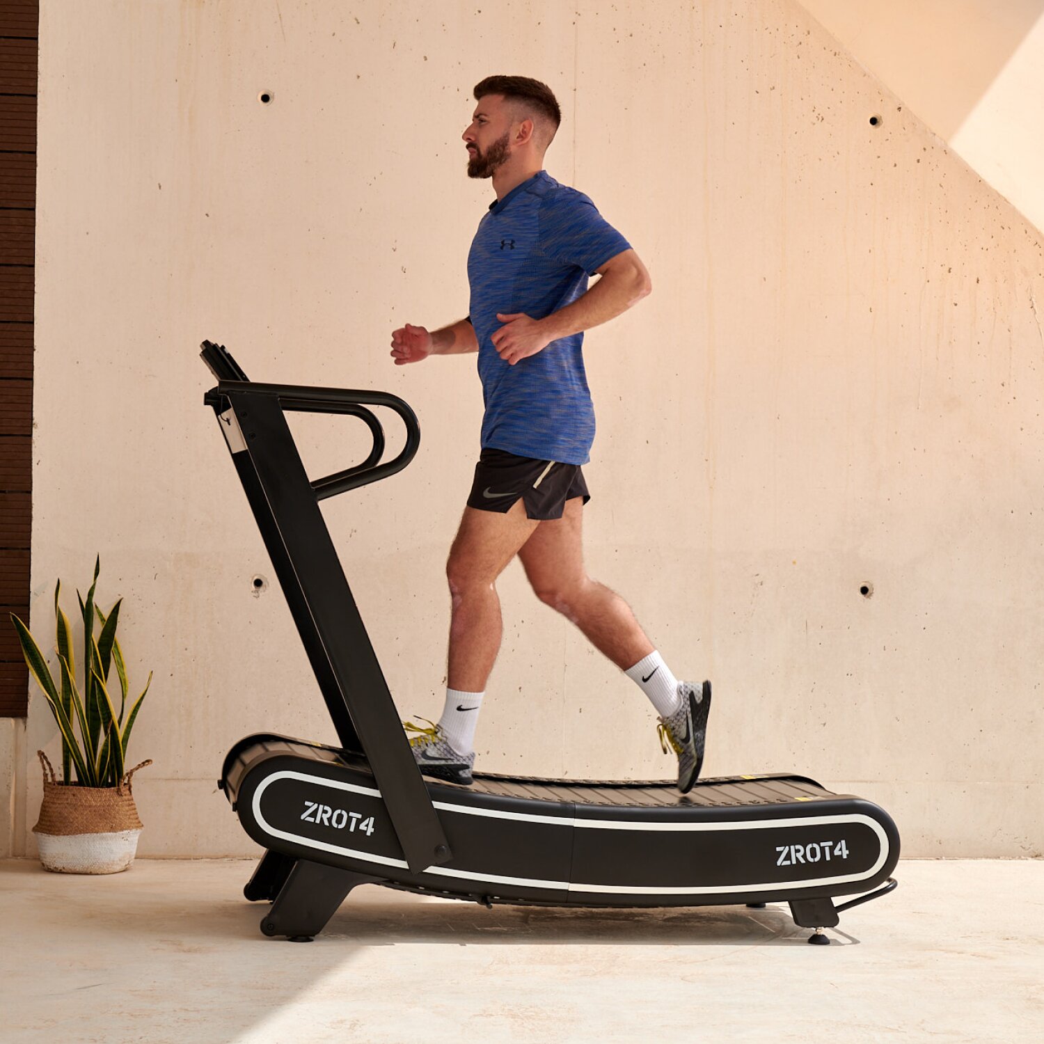 Cinta de correr Curva semiprofesional ZROT4 Bodytone - Negro Negro-4