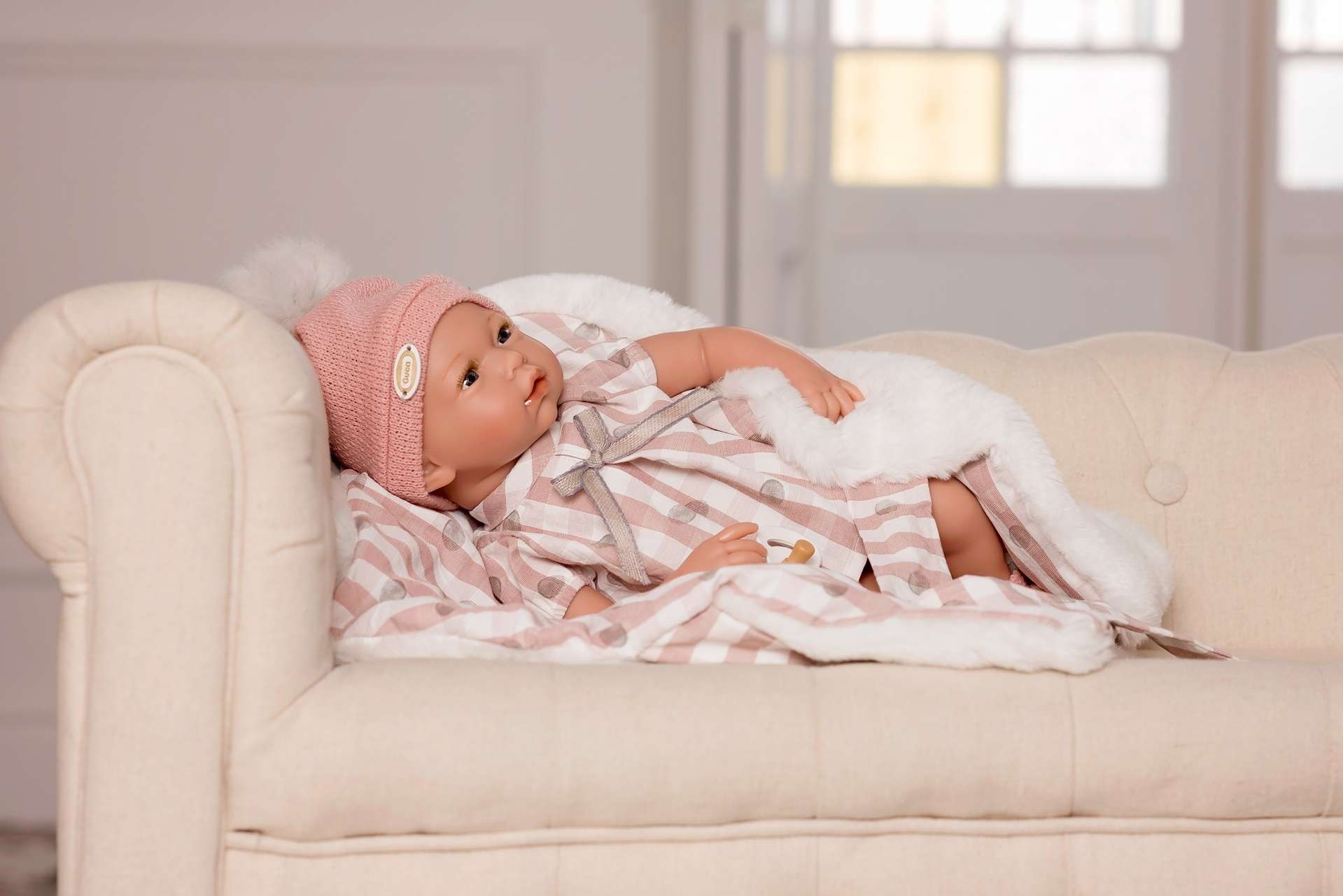 Muñeca Boutique Lara Guca Rosa-2