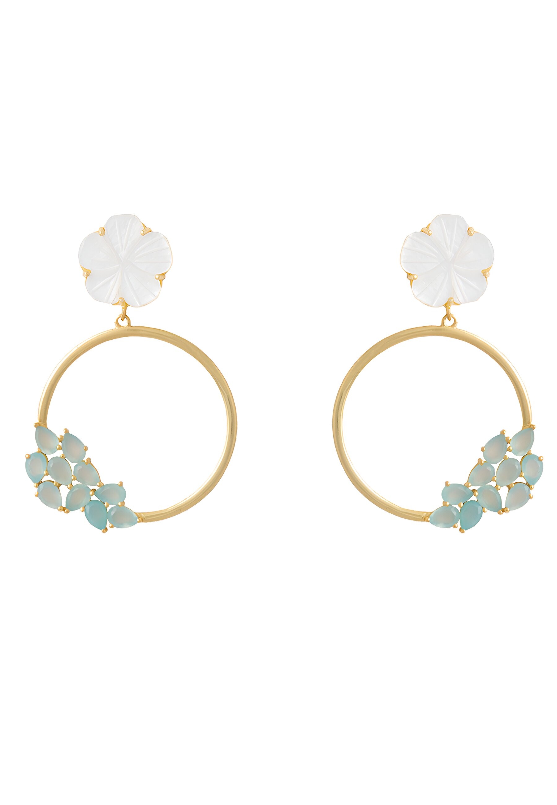 Imagen 0 de Pendientes bañados en oro con piedras forma de flor daisy Verde