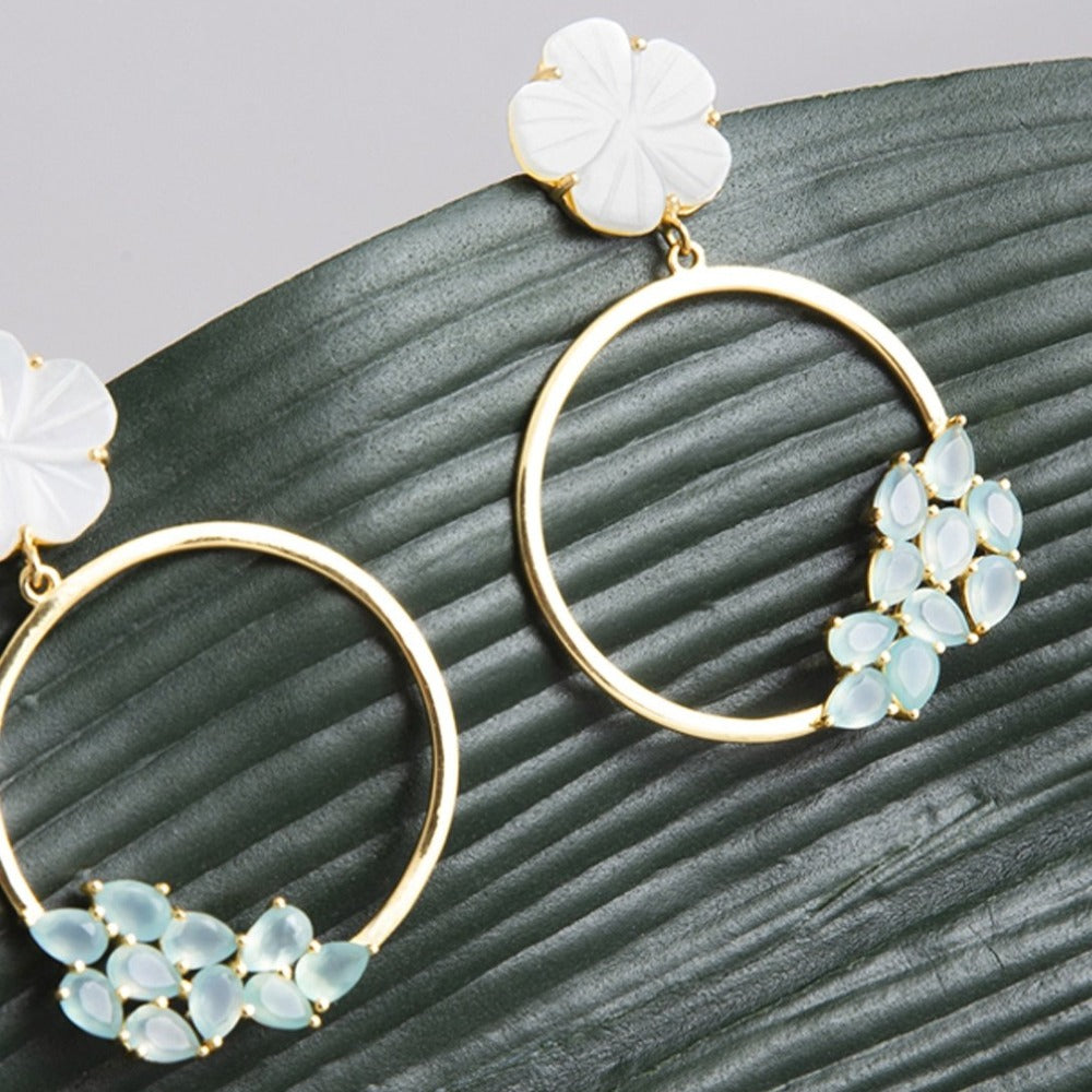 Pendientes bañados en oro con piedras forma de flor daisy - Lavani Jewels - Verde Verde-3