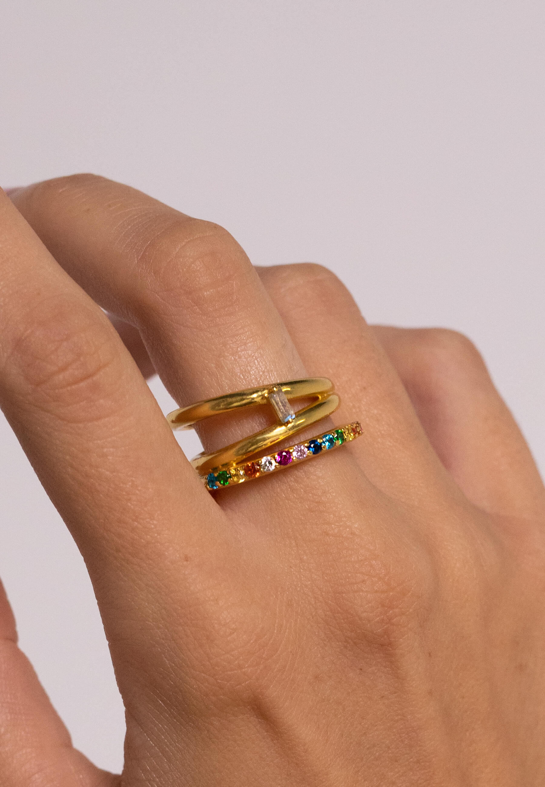 Anillo bañado en oro con circonitas idol - Lavani Jewels - Multicolor Multicolor-3
