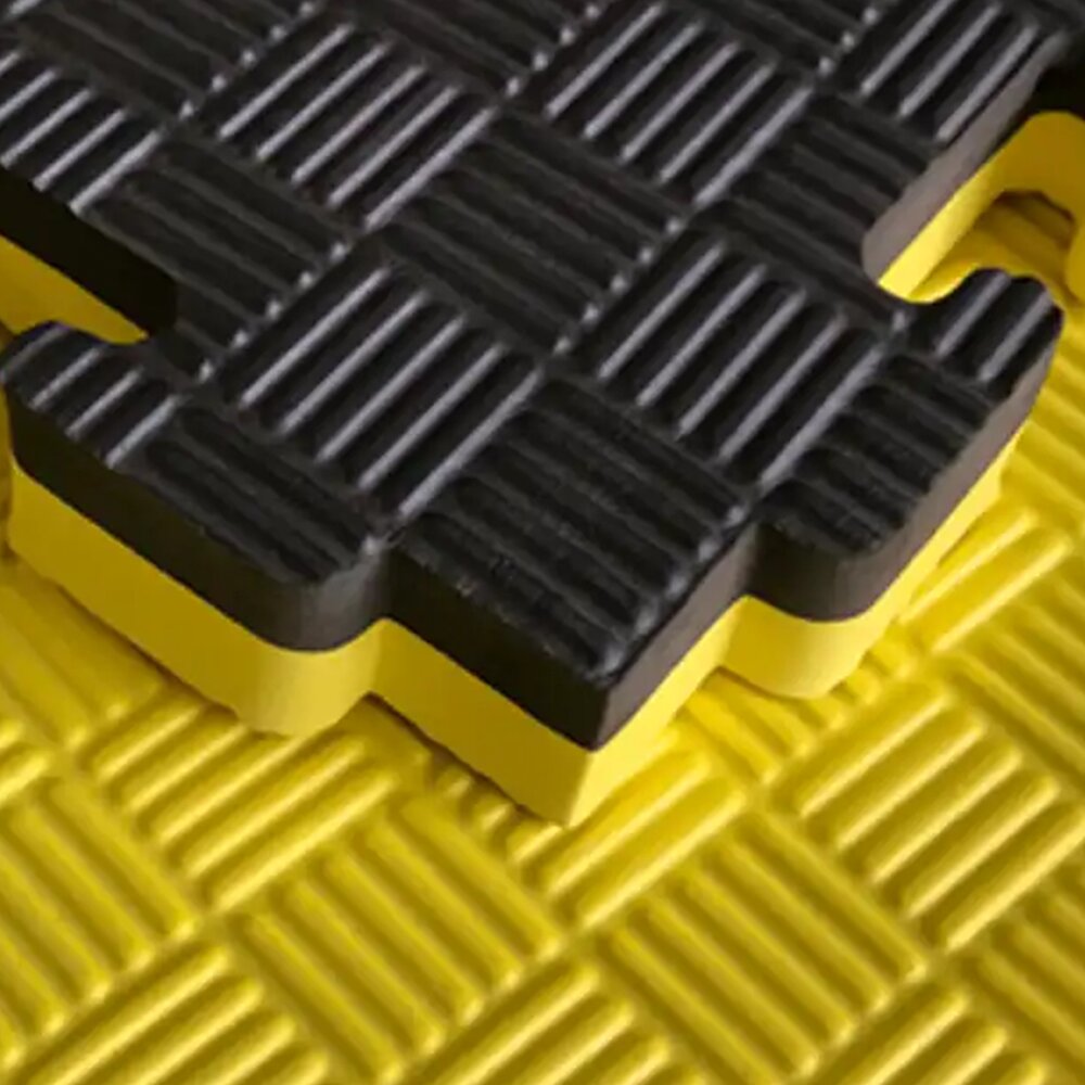 Imagen 4 de Set de 10 unidades Tatami Profesional Puzzle Fitness Tech - Negro / Amarillo Negro / Amarillo