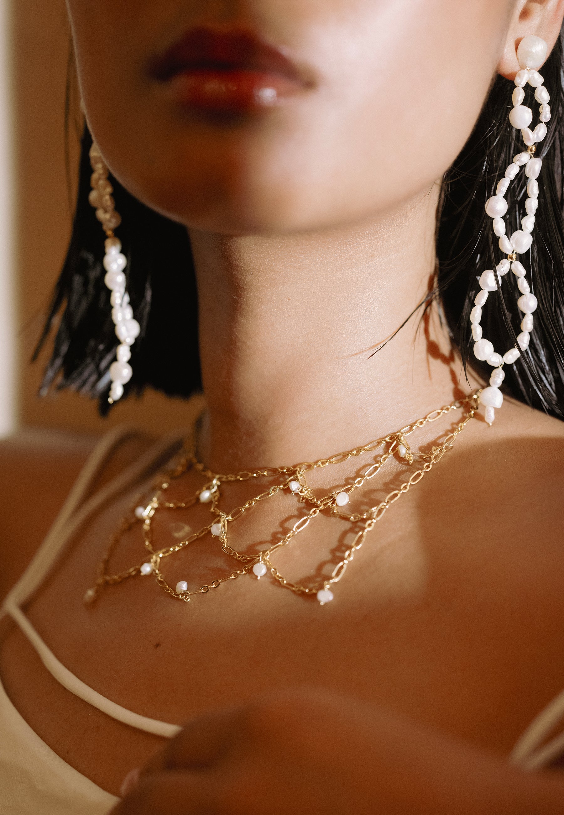 Collar tipo chocker bañado en oro con perlas hana - Lavani Jewels - Blanco Blanco-4