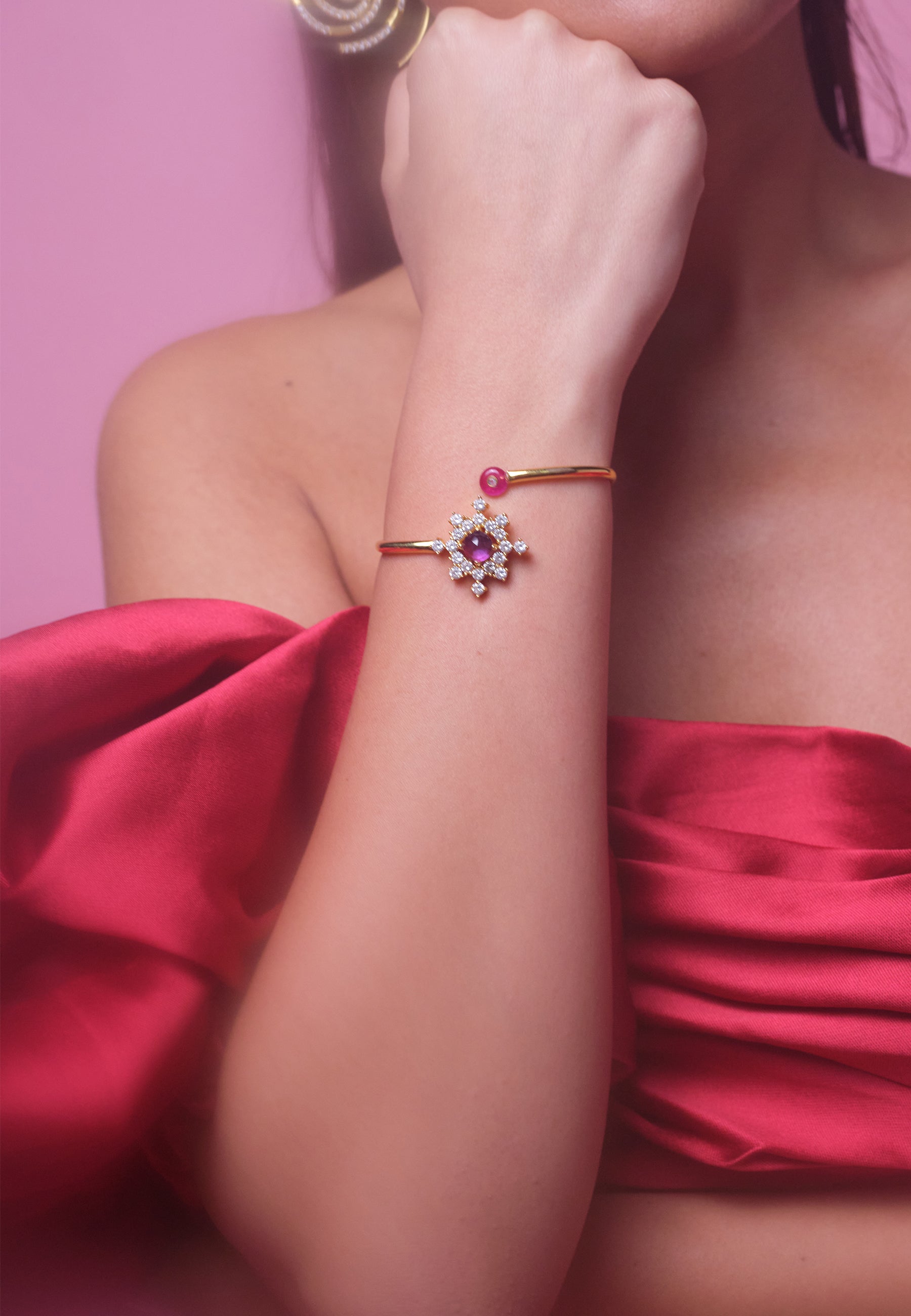 Brazalete bañado en oro con piedras altaira - Lavani Jewels - Blanco Blanco-4