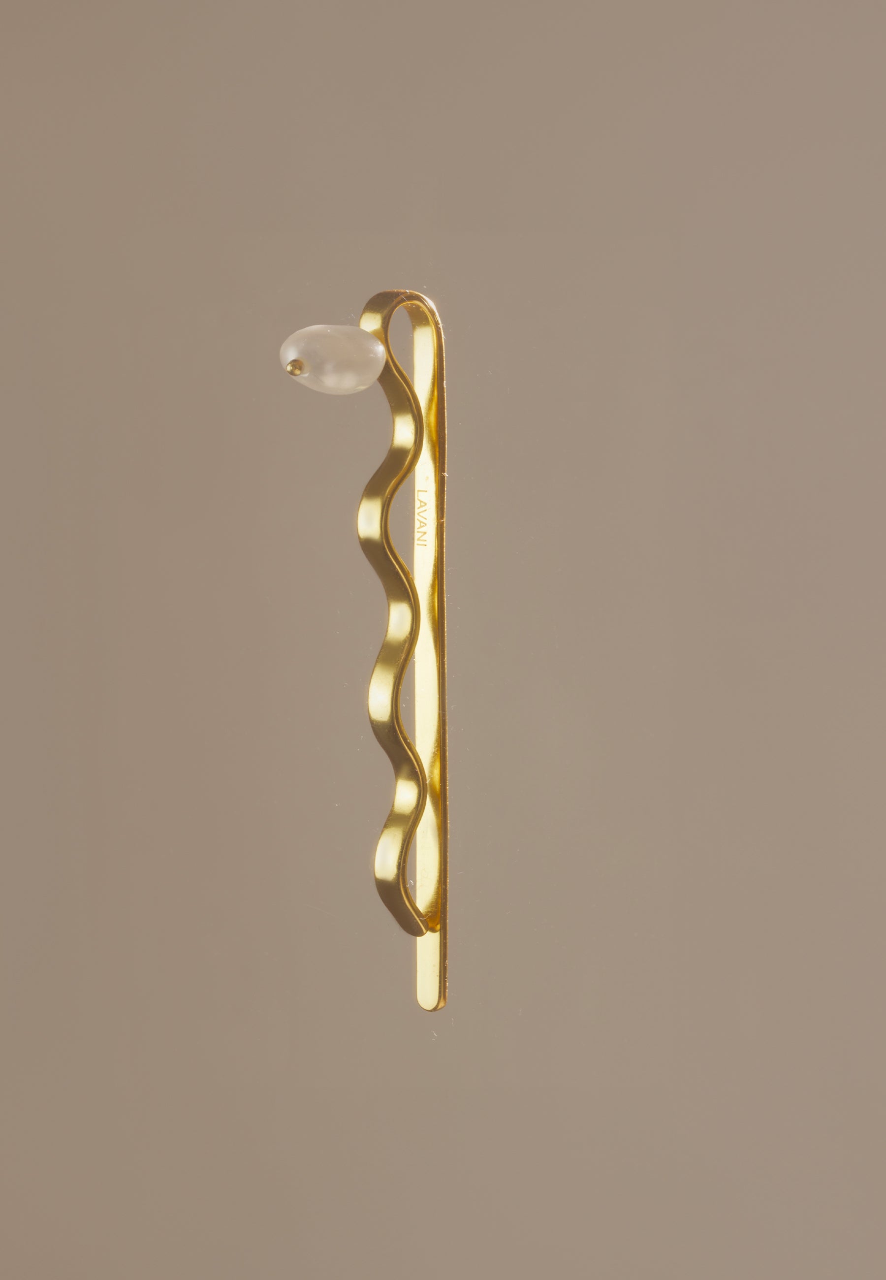 Horquilla bañada en oro con perlas estilo delicado lyra - Lavani Jewels - Blanco Blanco-4