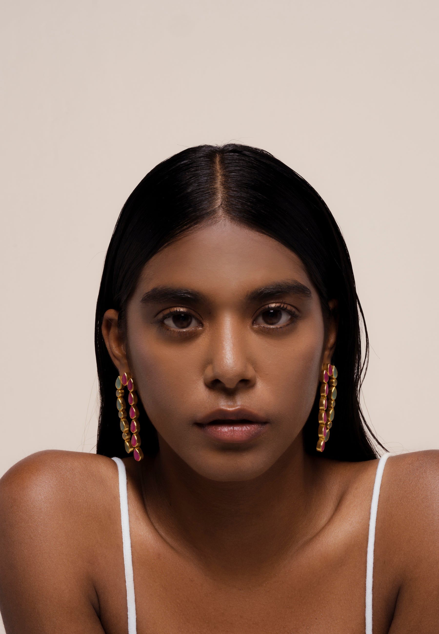 Pendientes bañados en oro con piedras estilo bohemio samsara - Lavani Jewels - Aguamarina Aguamarina-5