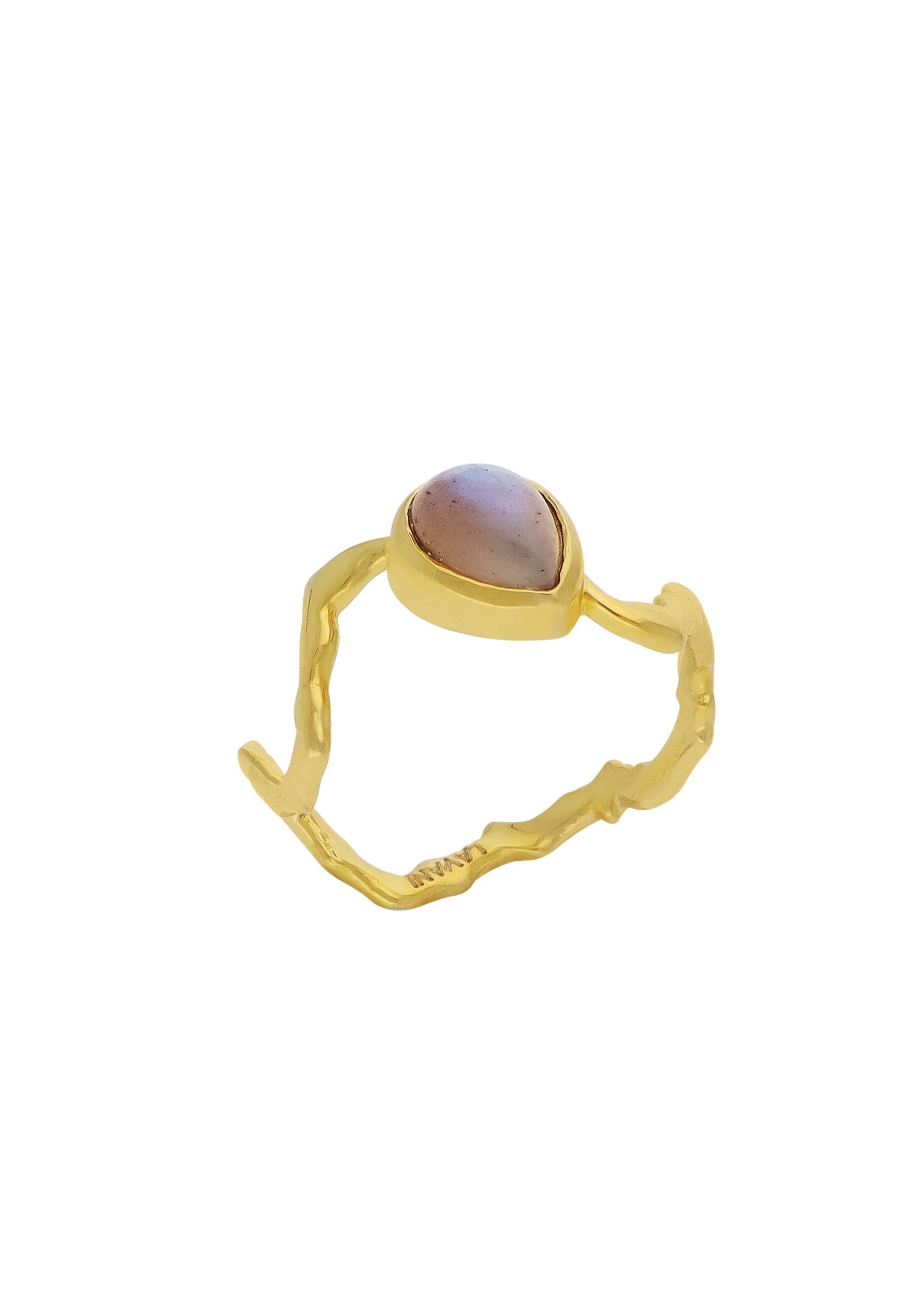 Anillo bañado en oro con labradorita diseño contemporaneo gratitude - Lavani Jewels - Gris Gris-1