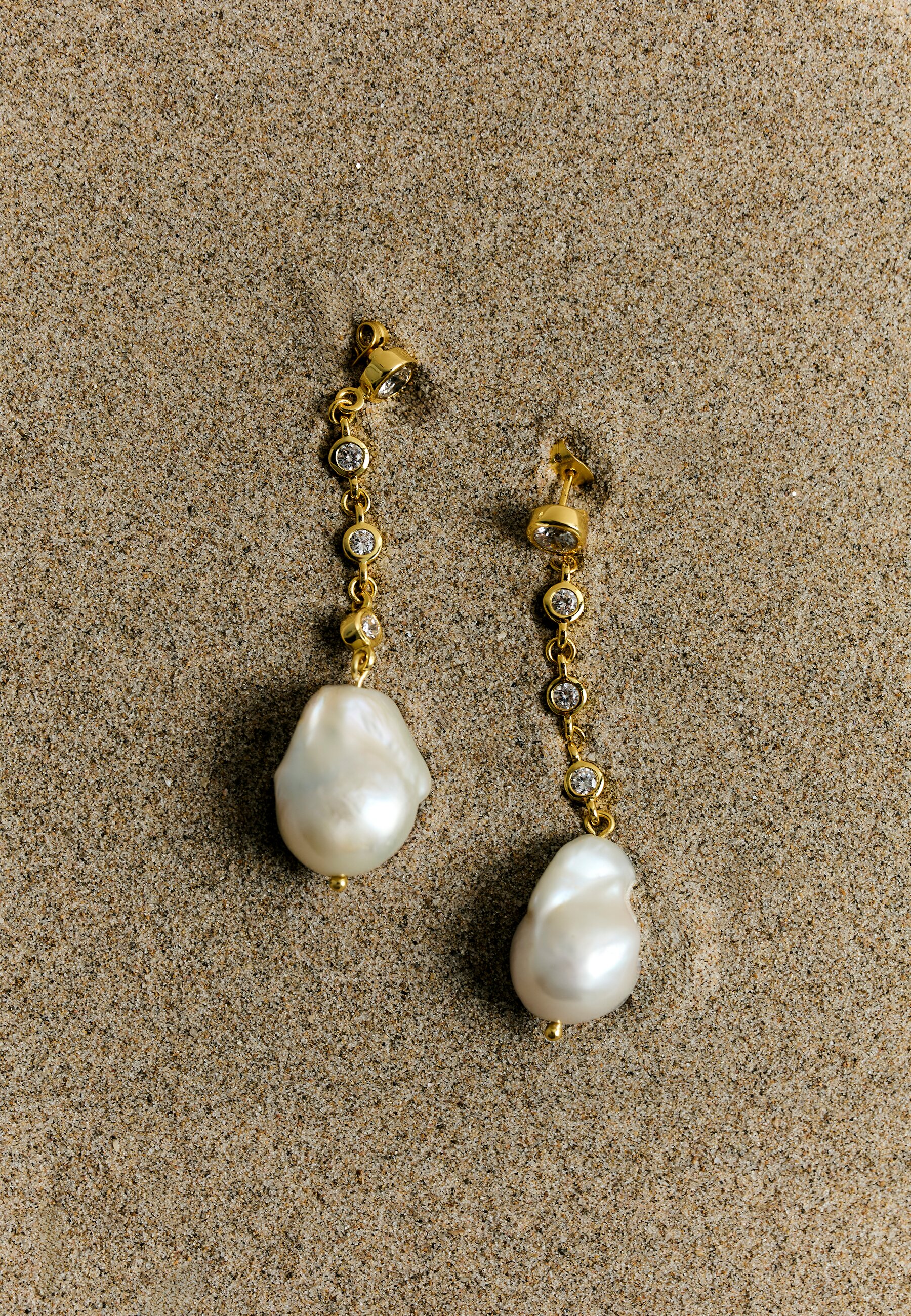 Pendientes bañados en oro con perla barroca celine - Lavani Jewels - Blanco Blanco-4