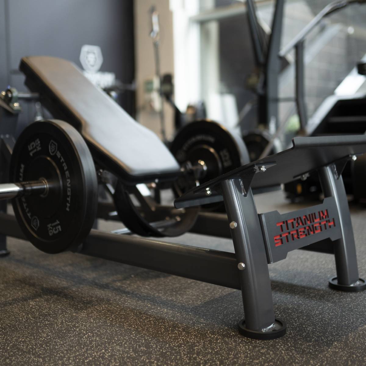 Aparto de musculación Deluxe Hip Thrust DHP360 Titanium Strength - Negro Negro-5