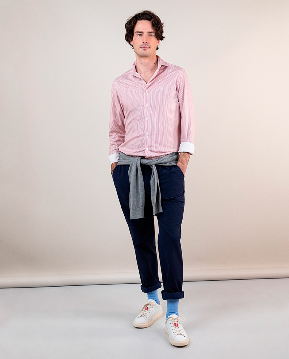 El Ganso - Camisa de hombre slim de rayas bengal en color rojo.