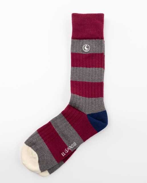 Imagen 0 de Calcetines de hombre de algodón en color burdeos de rayas