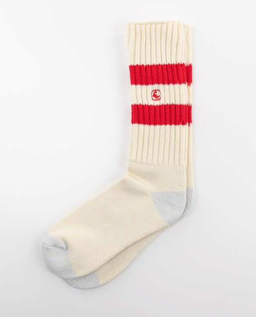 Imagen 0 de Calcetines de hombre deportivos en color rojo de rayas