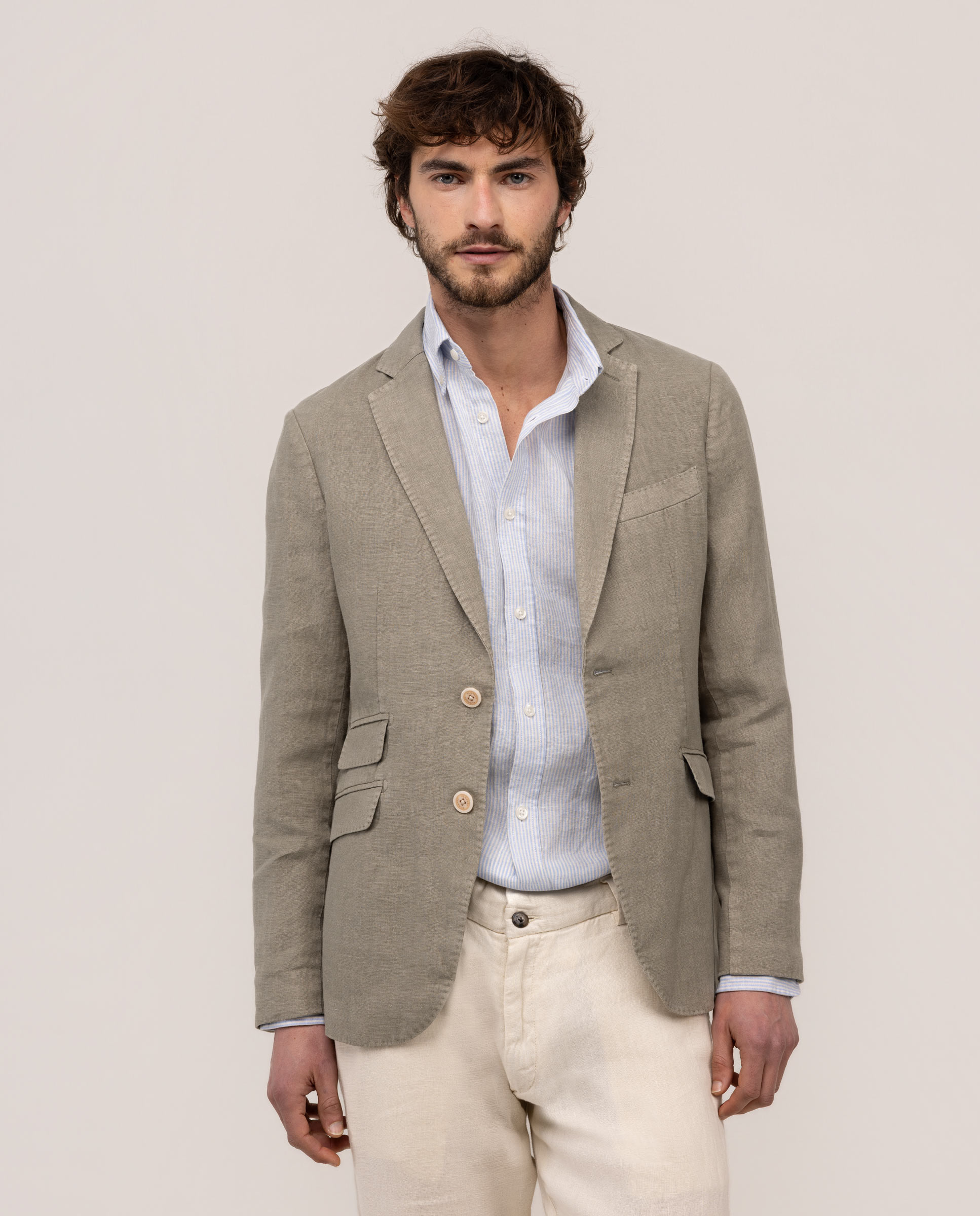 Imagen 0 de Americana de lino de hombre garment dyed Verde
