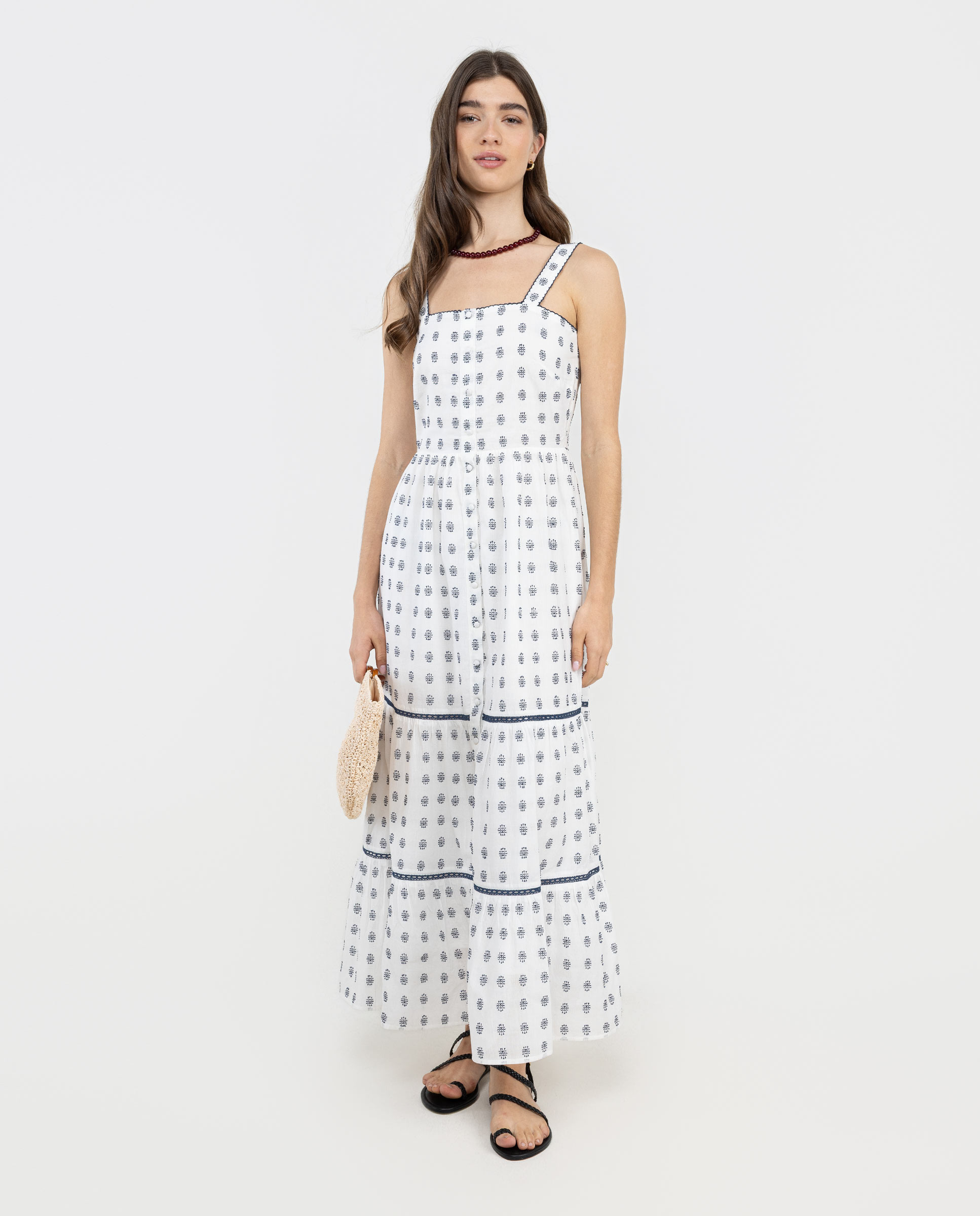 El Ganso - Vestido de mujer bruna largo con bordados.