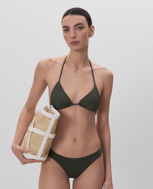 Imagen 0 de Top de bikini triangular tejido textura