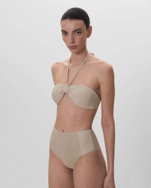 Imagen 0 de Braguita de bikini tiro alto detalle lateral textura