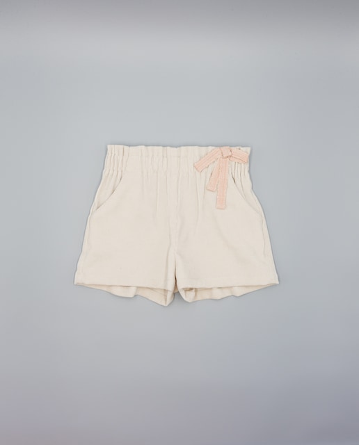 Imagen 0 de Shorts de bebé de pana cruda y lazo rosa