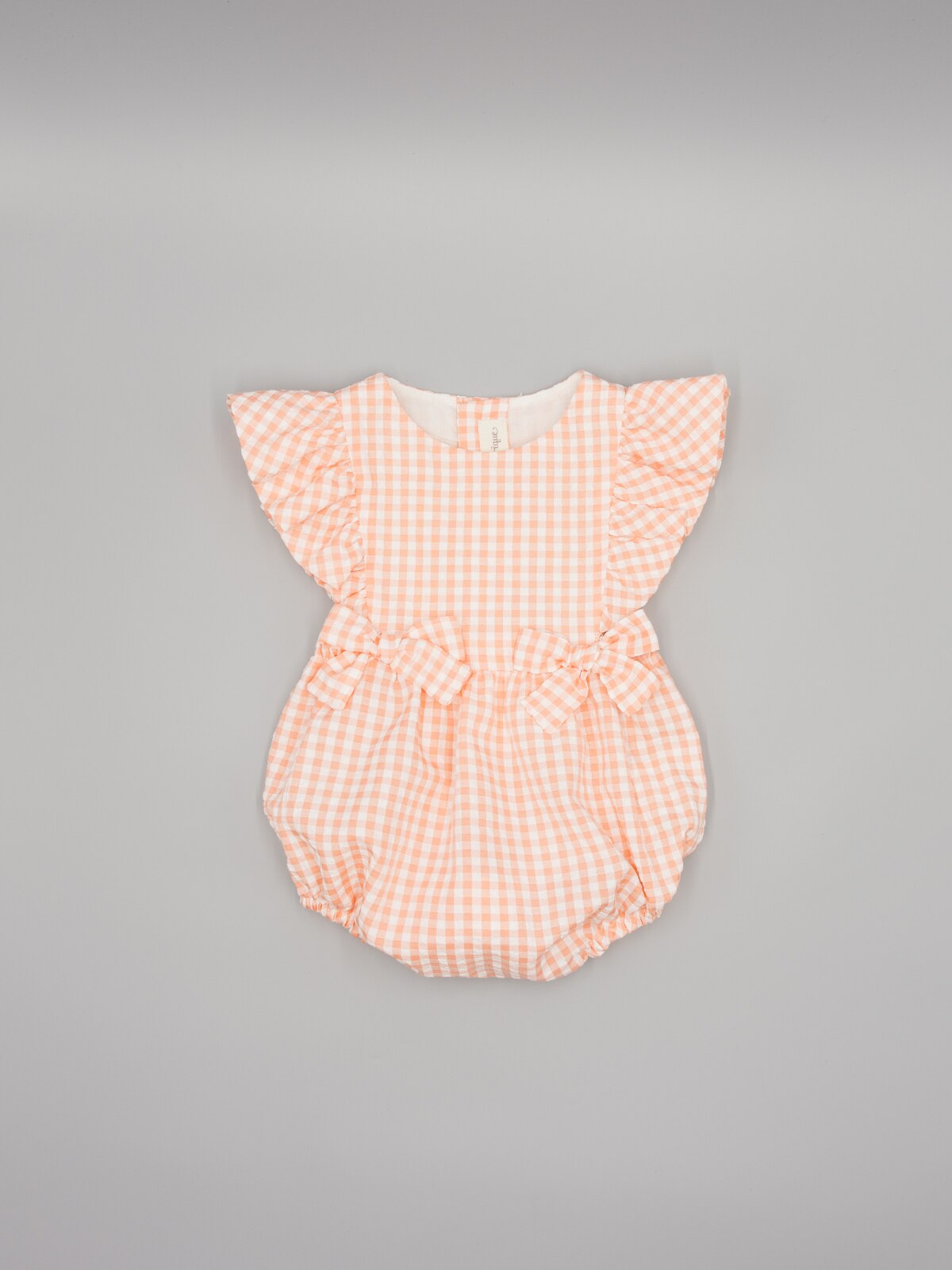 Pelele de bebé vichy con lazos laterales - Fina Ejerique - Salmón Salmón-3