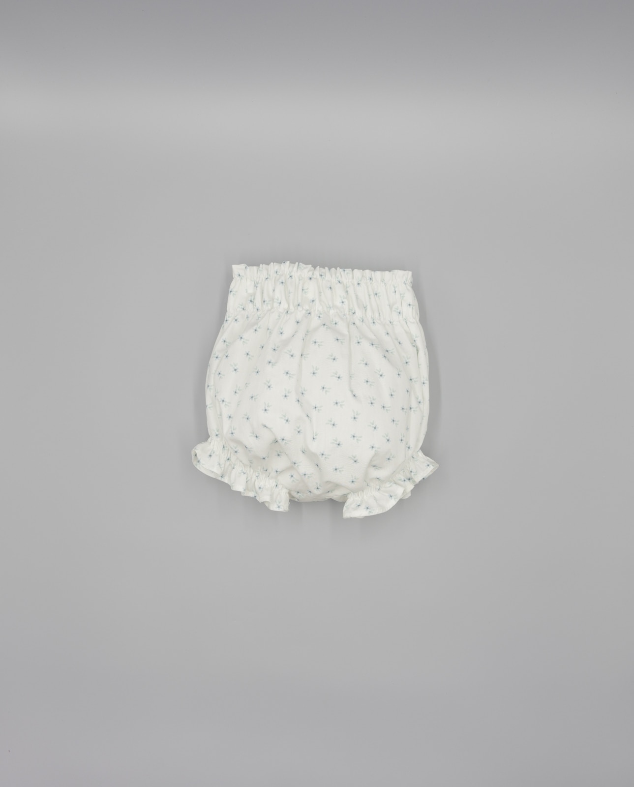 Ranita de bebé con estampado floral y cintura elástica - Fina Ejerique - Blanco Blanco-3