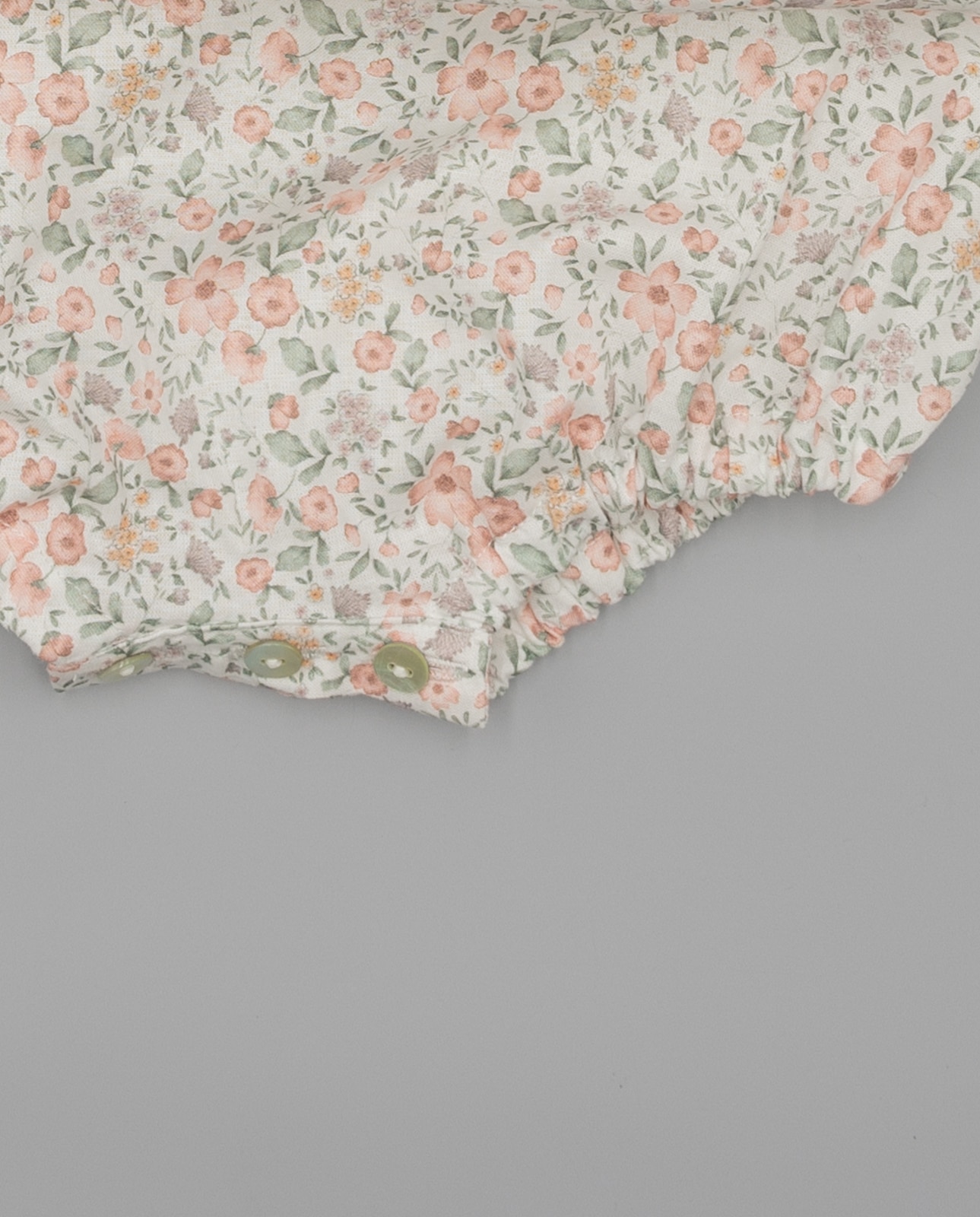 Pelele de bebé con estampado floral y volante en escote - Fina Ejerique - Coral Coral-4