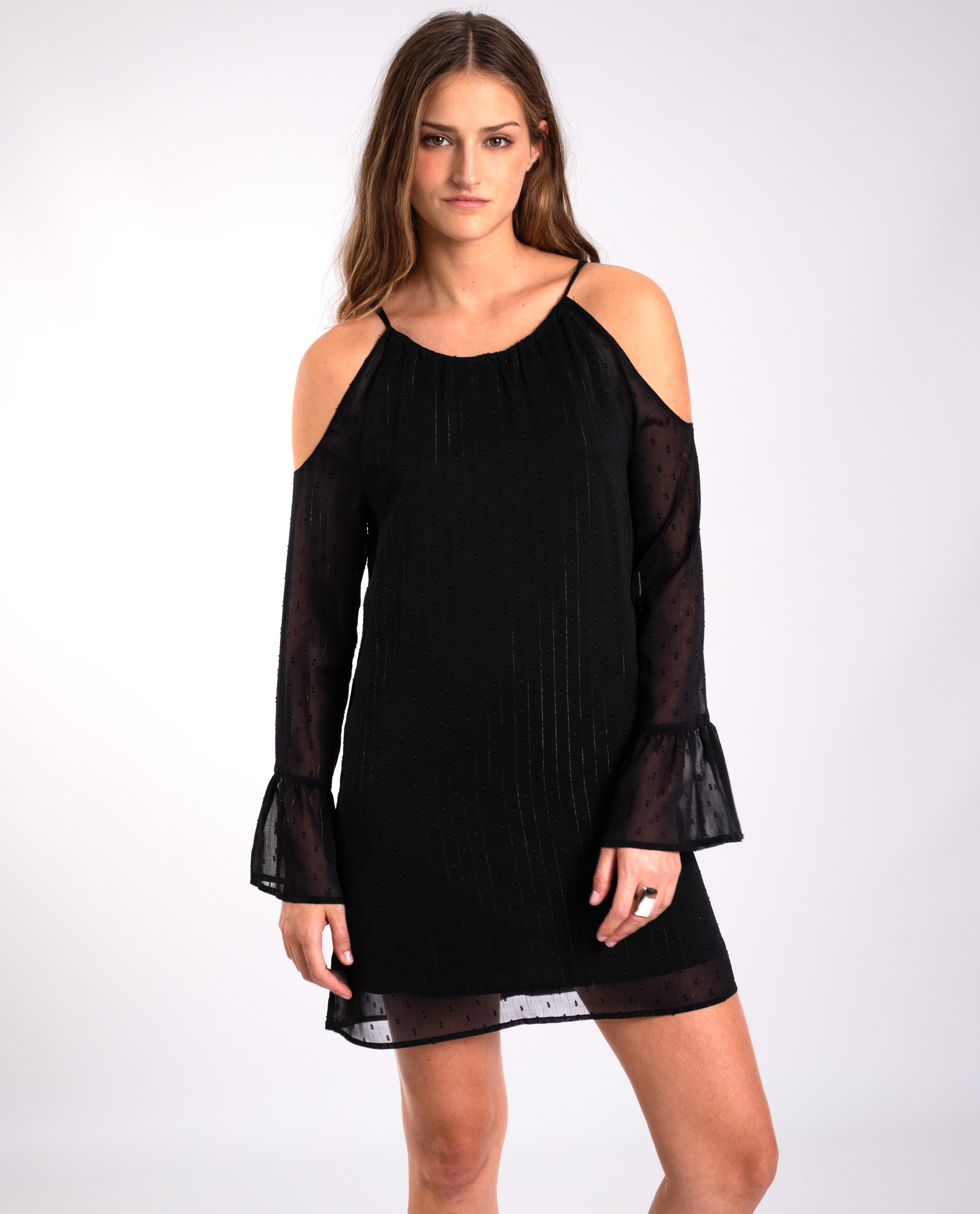 The-Are - Vestido corto con hombros al descubierto.
