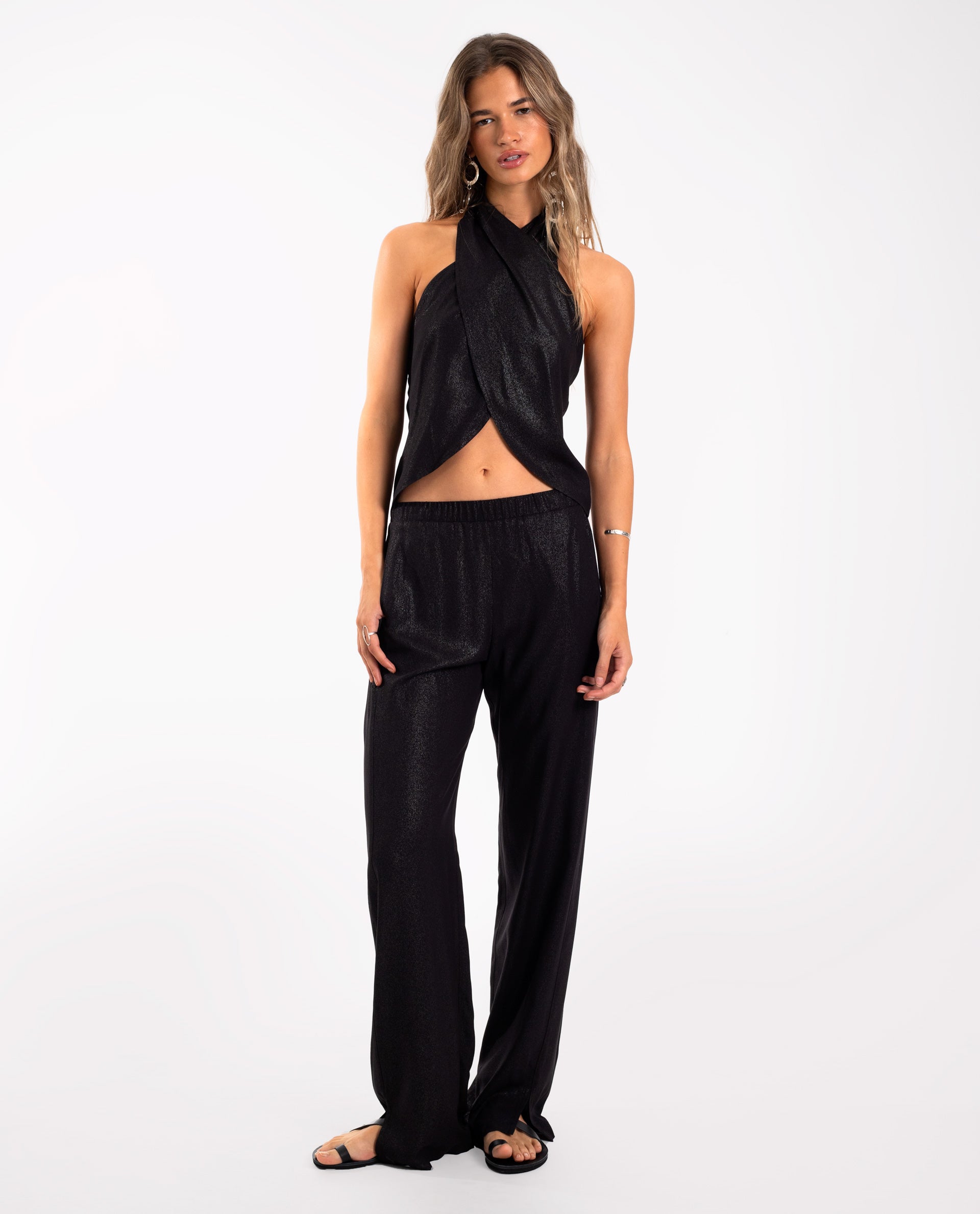 The-Are - Pantalón de mujer recto fluido con brillo.