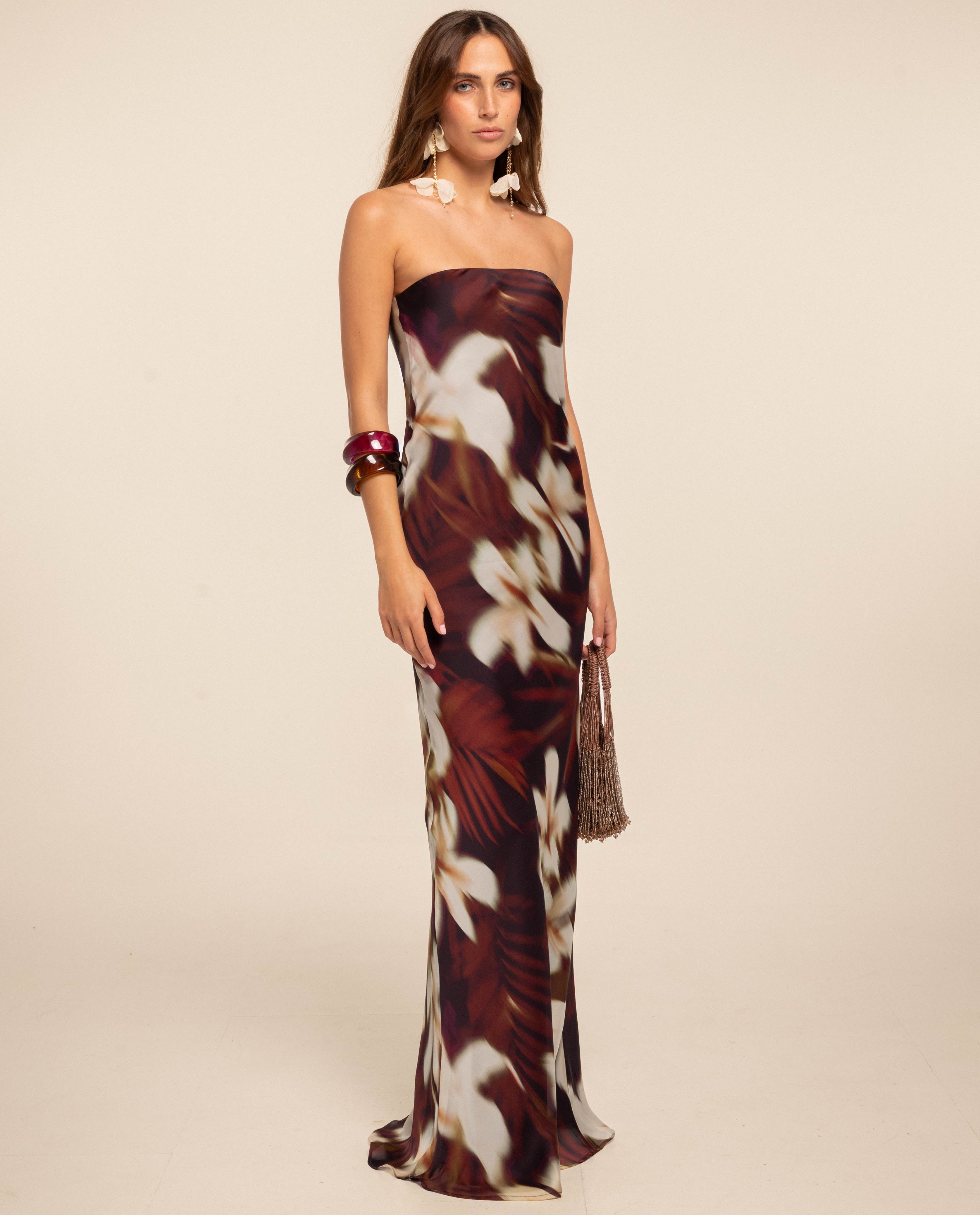 Imagen 0 de Vestido midi palabra de honor Marrón