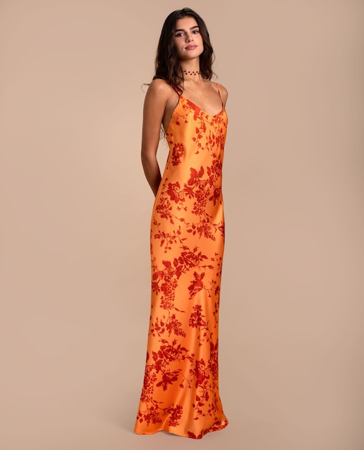 Imagen 0 de Vestido largo lencero con tirantes