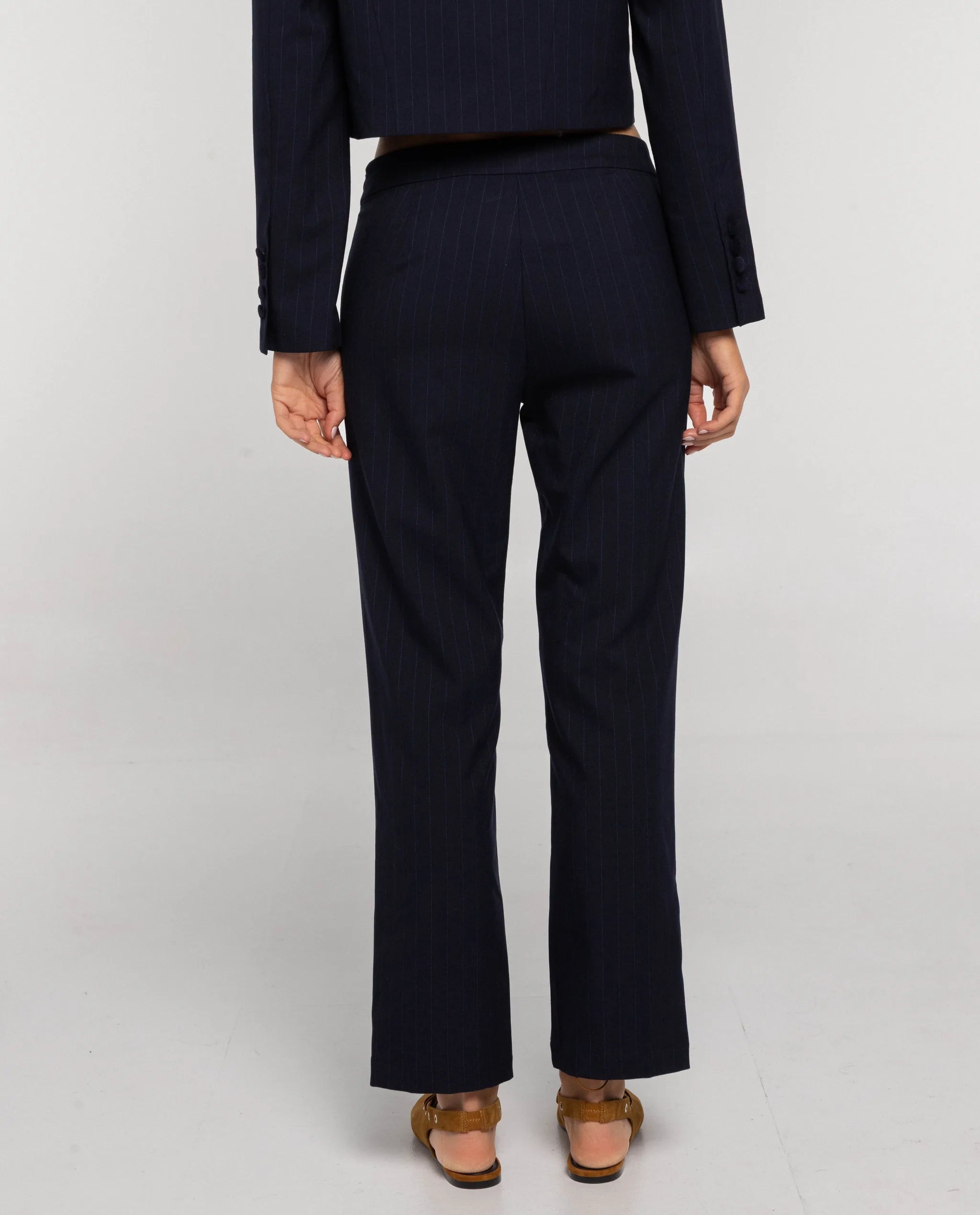 Pantalón de vestir estilo traje con aberturas laterales y 5 botones en el bajo de mujer - The-Are - Azul Azul-3