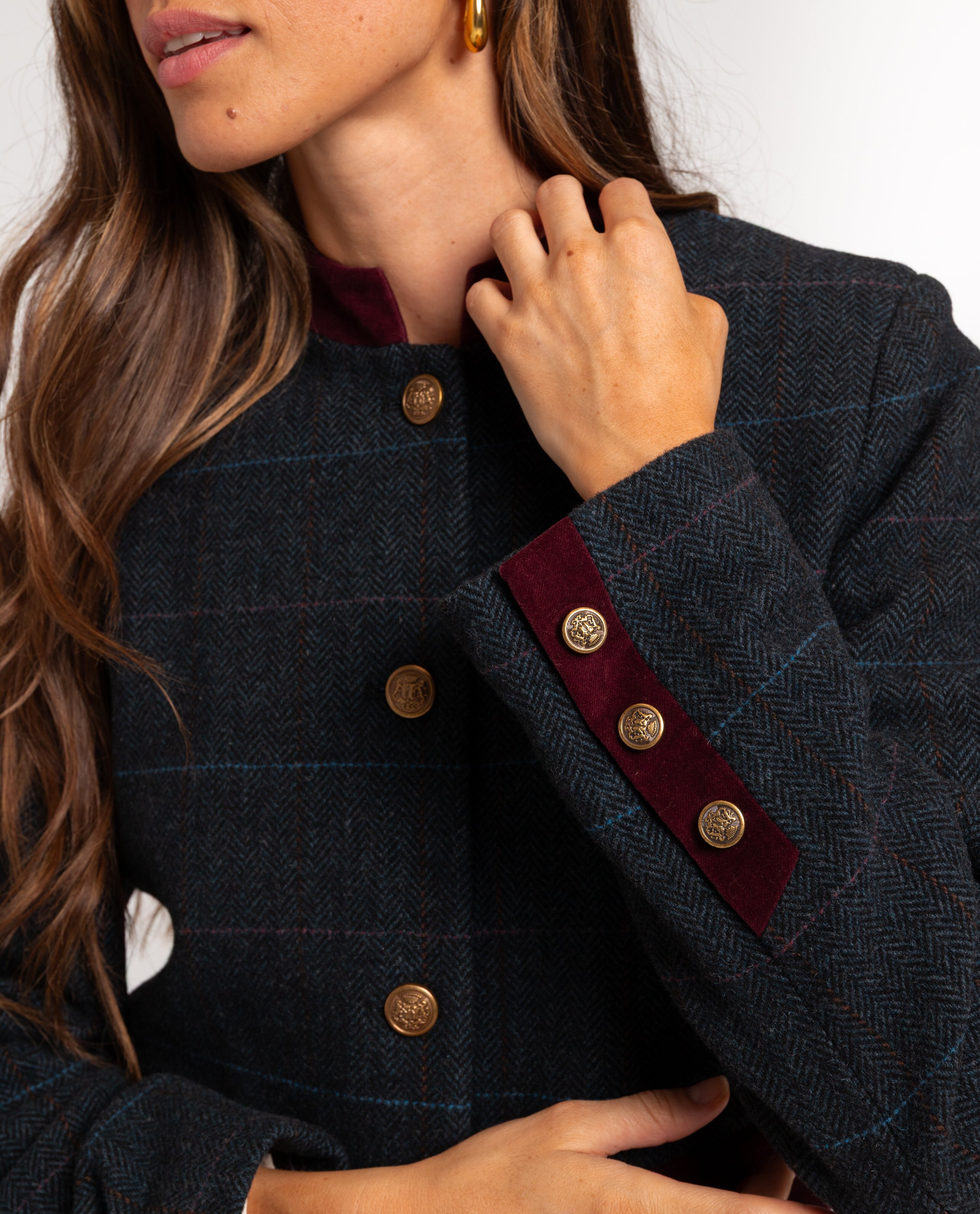 Imagen 4 de Chaqueta de espiga con detalles en terciopelo para mujer - The-Are - Granate Granate