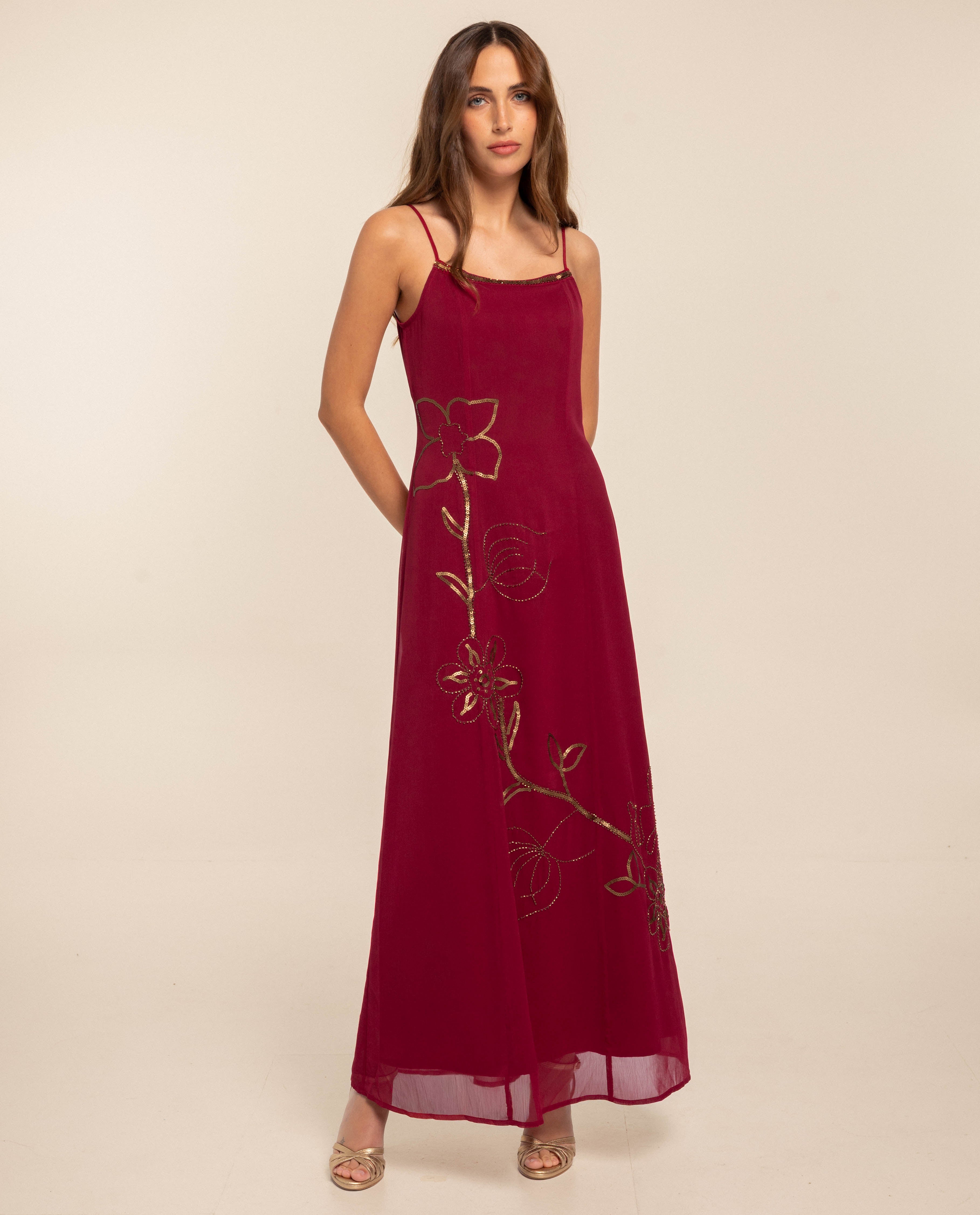 The-Are - Vestido largo con bordado de lentejuelas y abalorios.