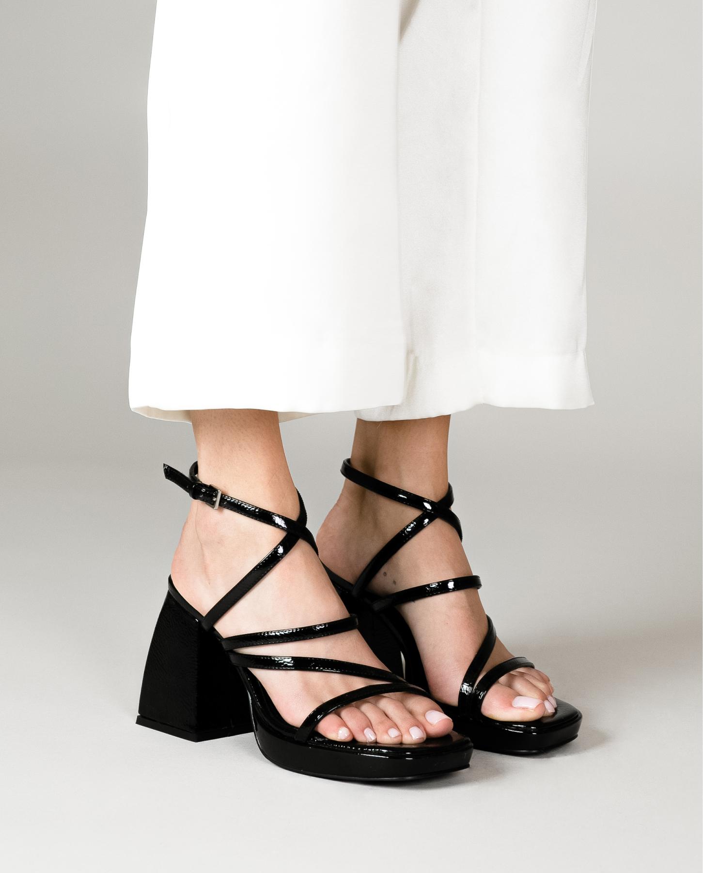 Sandalias negras corte online ingles