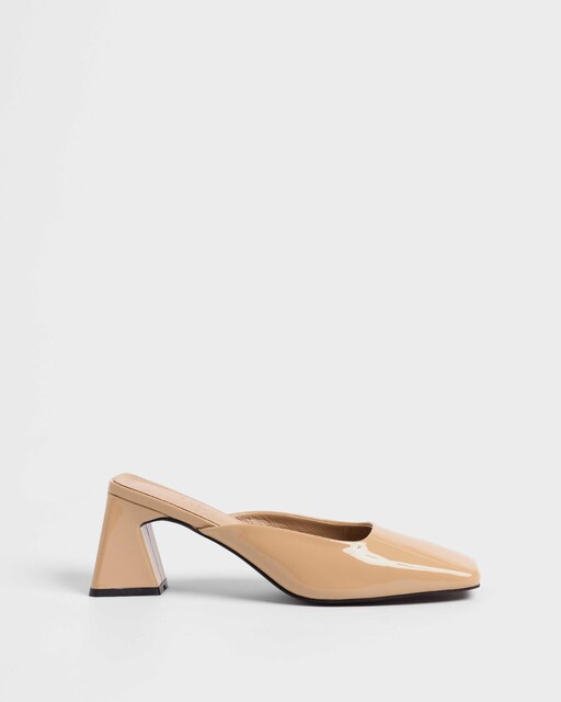 Imagen 0 de Zapatos de salón de mujer de piel destalonados