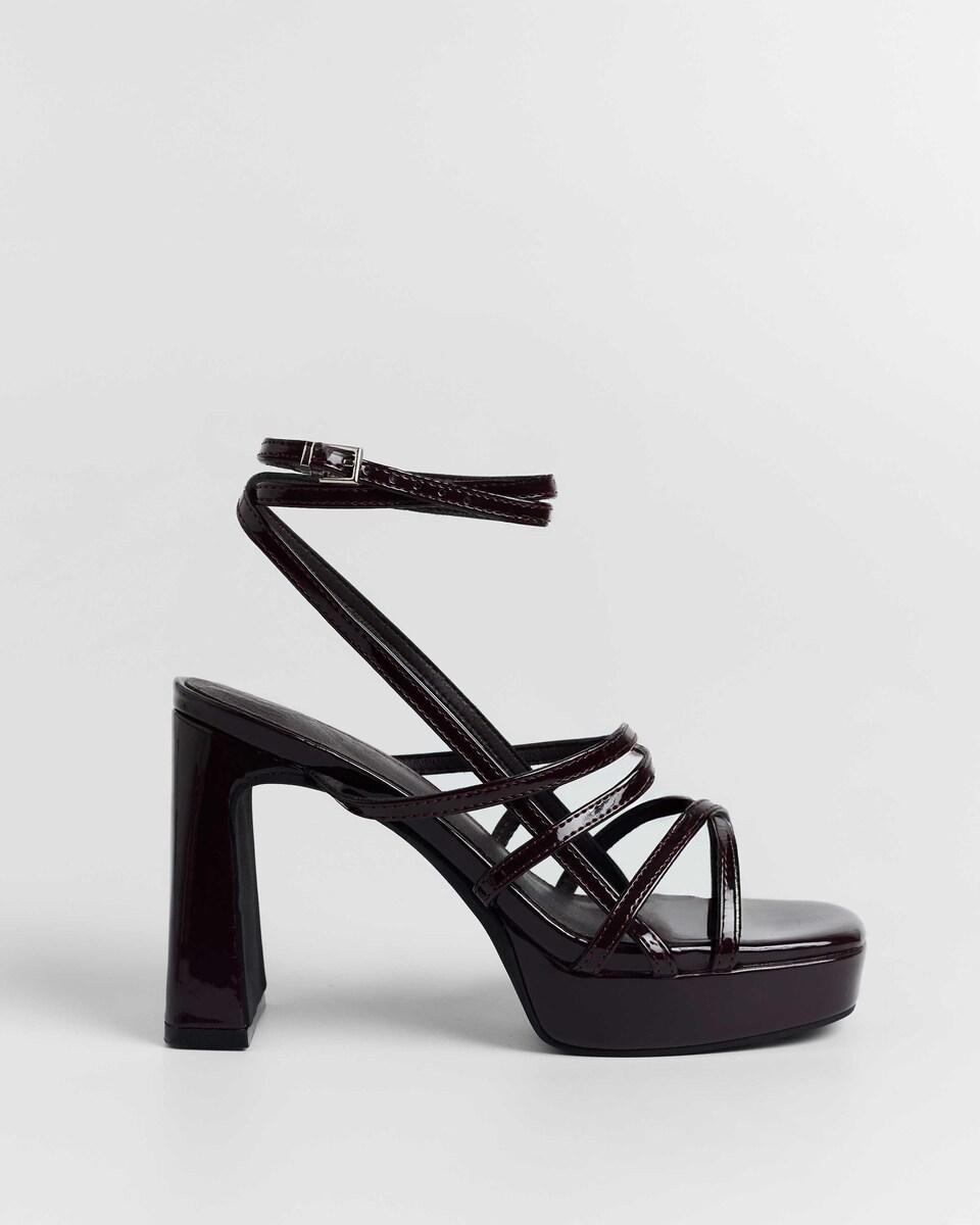 Sandalias de tacón con plataforma y cierre de pulsera · Mim · El