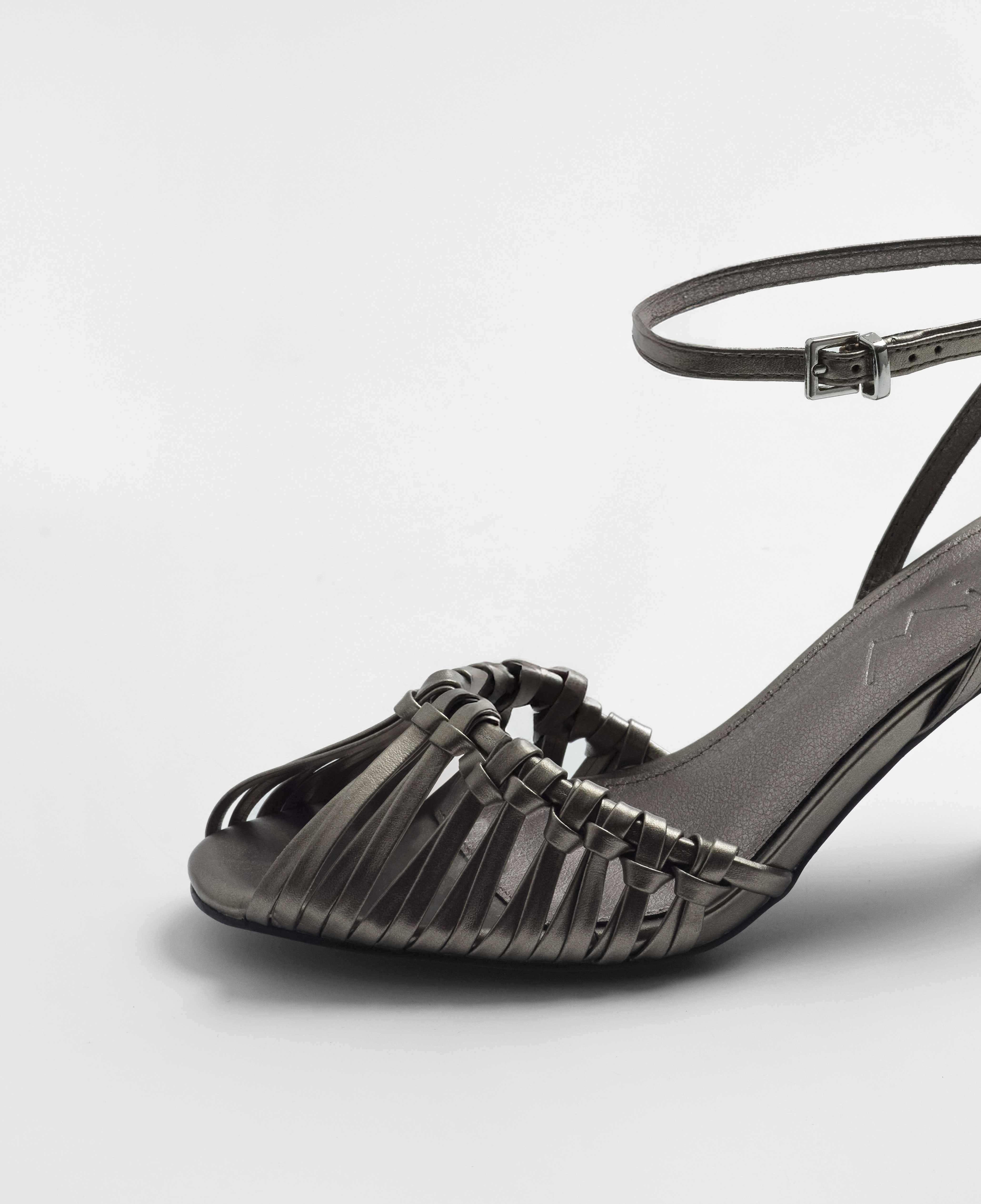 Sandalias de tacón de mujer con detalle de nudos en color - Mim - Metalizado Metalizado-3