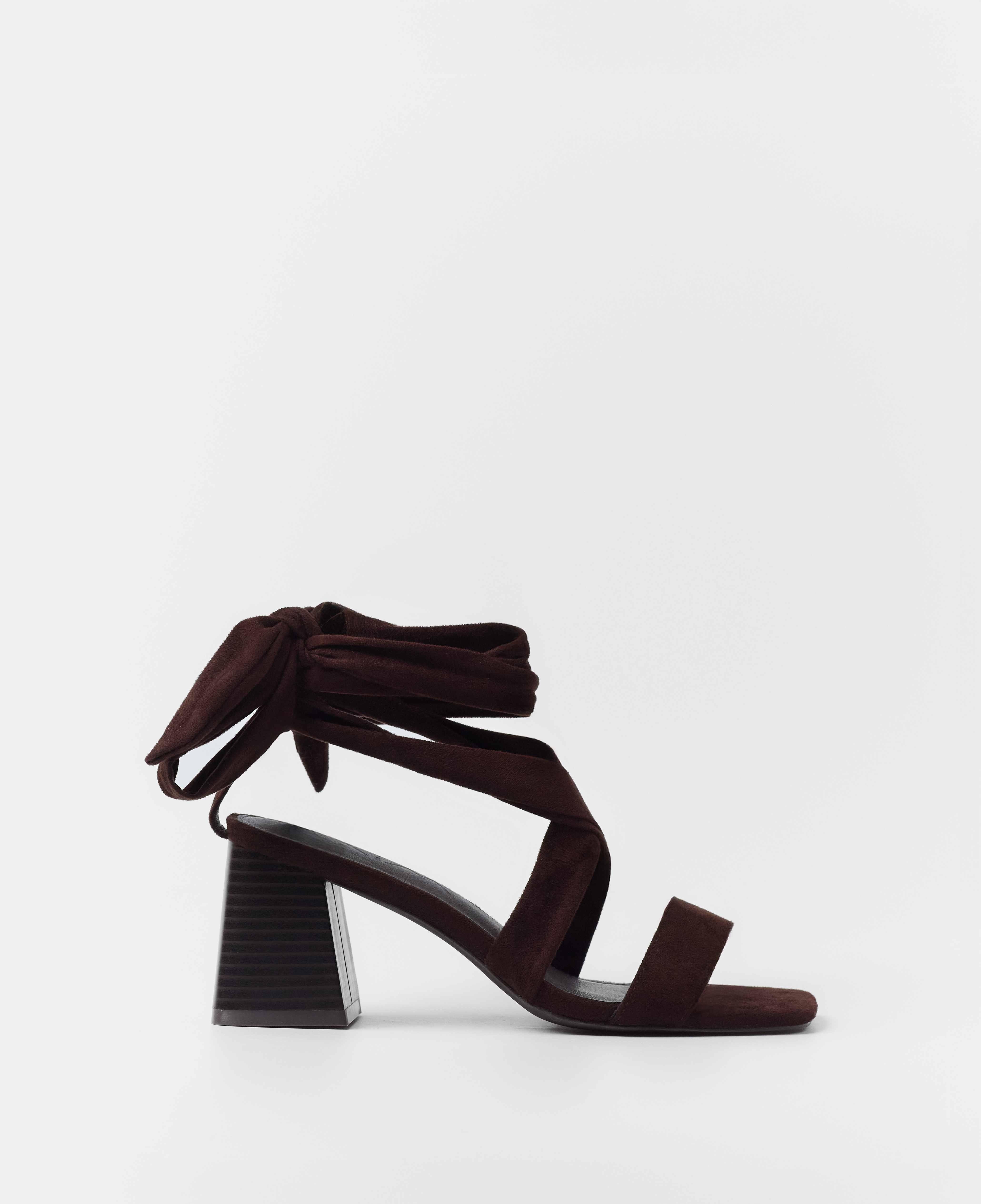 Mim - Sandalias de tiras de mujer con tira trasera con cruce frontal.