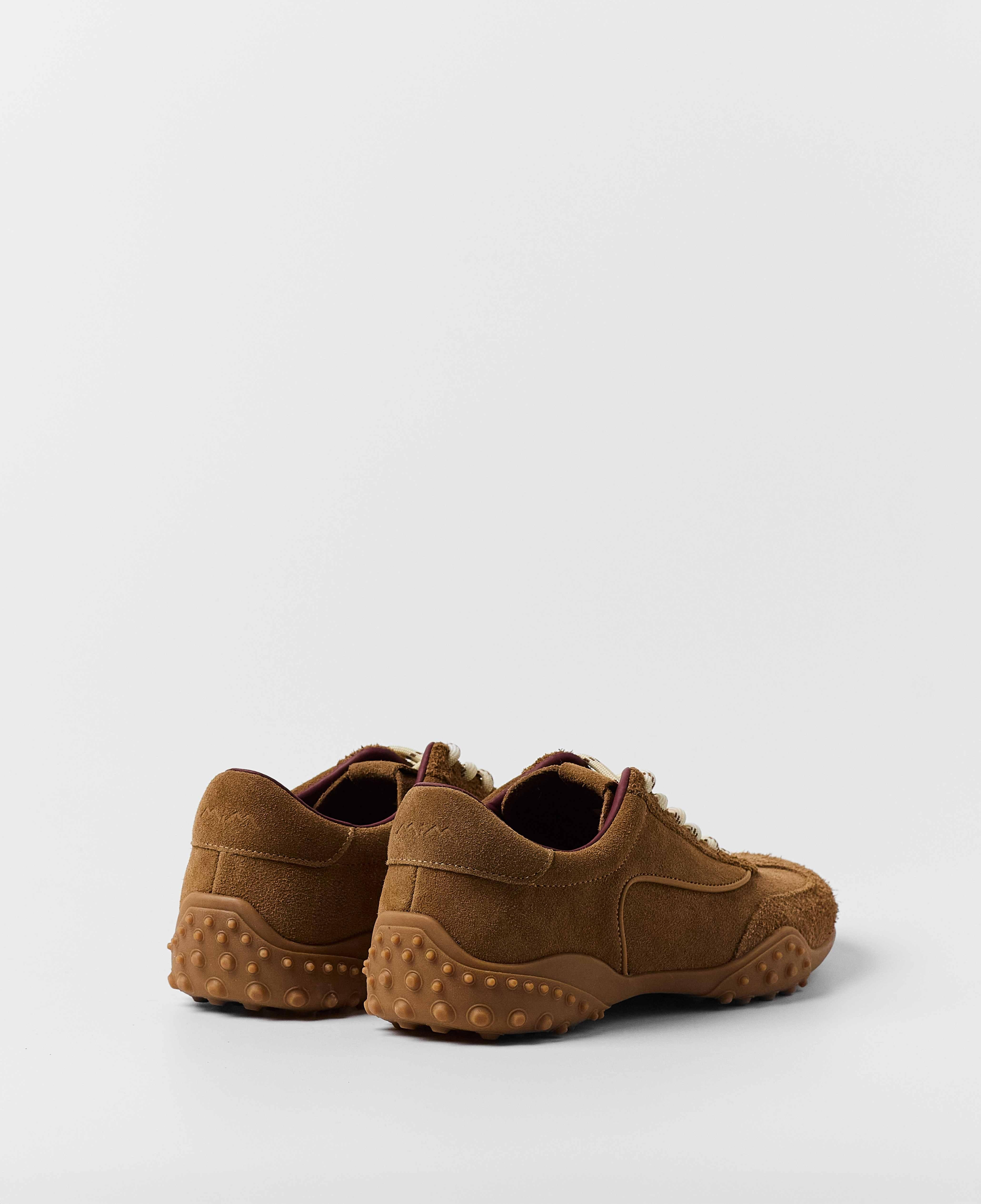 Zapatillas deportivas de mujer de cordones en ante - Mim - Camel Camel-3