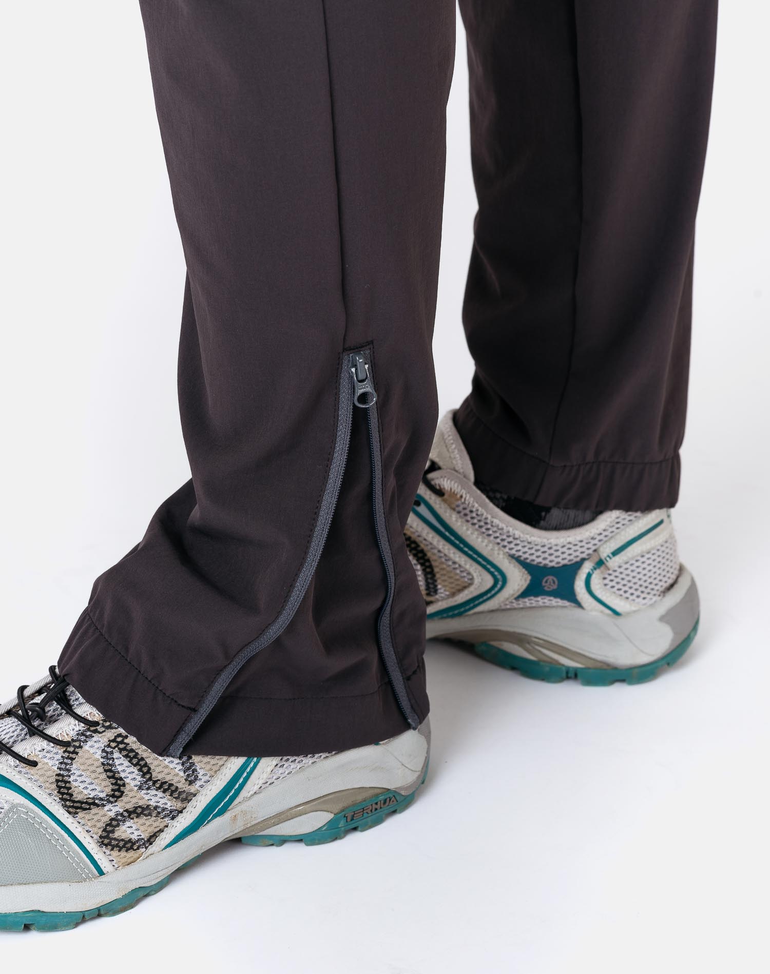 Pantalón de mujer Outrun Pt W Ternua - Negro Negro-7