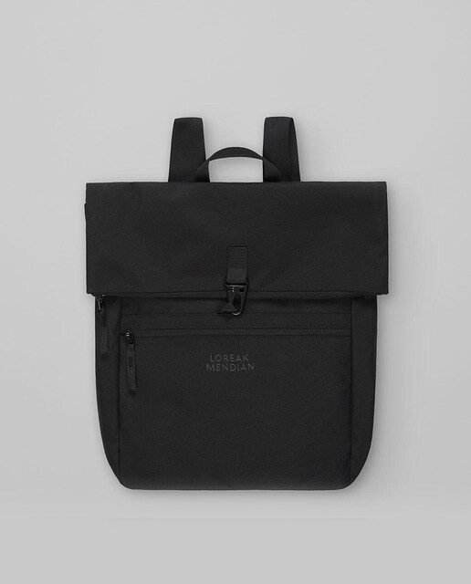 Imagen 0 de Mochila unisex con cierre de cremallera en negro