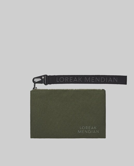 Imagen 0 de Monedero unisex con cierre de cremallera en color kaki