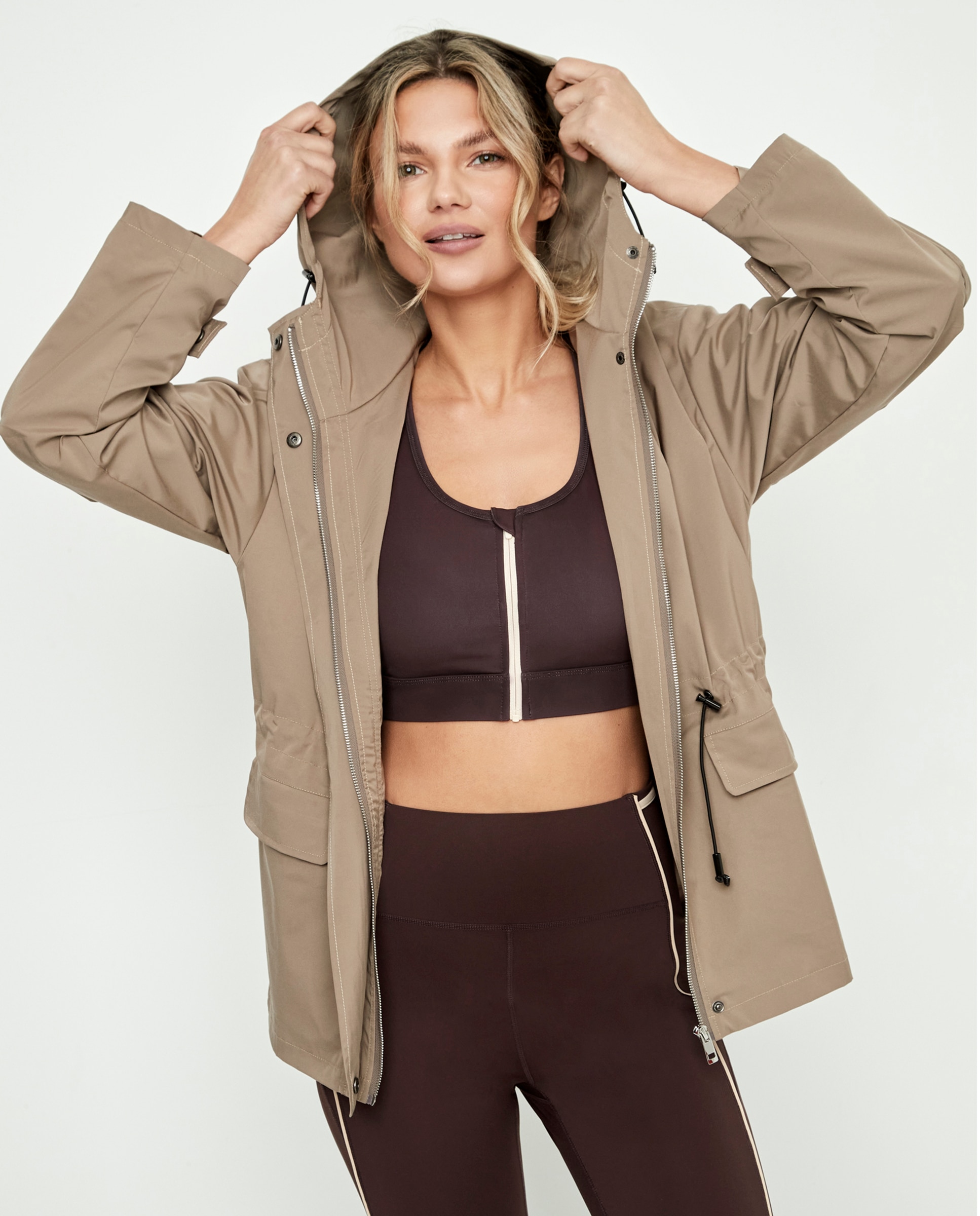 Chaqueta de mujer, con capucha, cintura ajustable - Selmark - Marrón piedra Marrón piedra-4