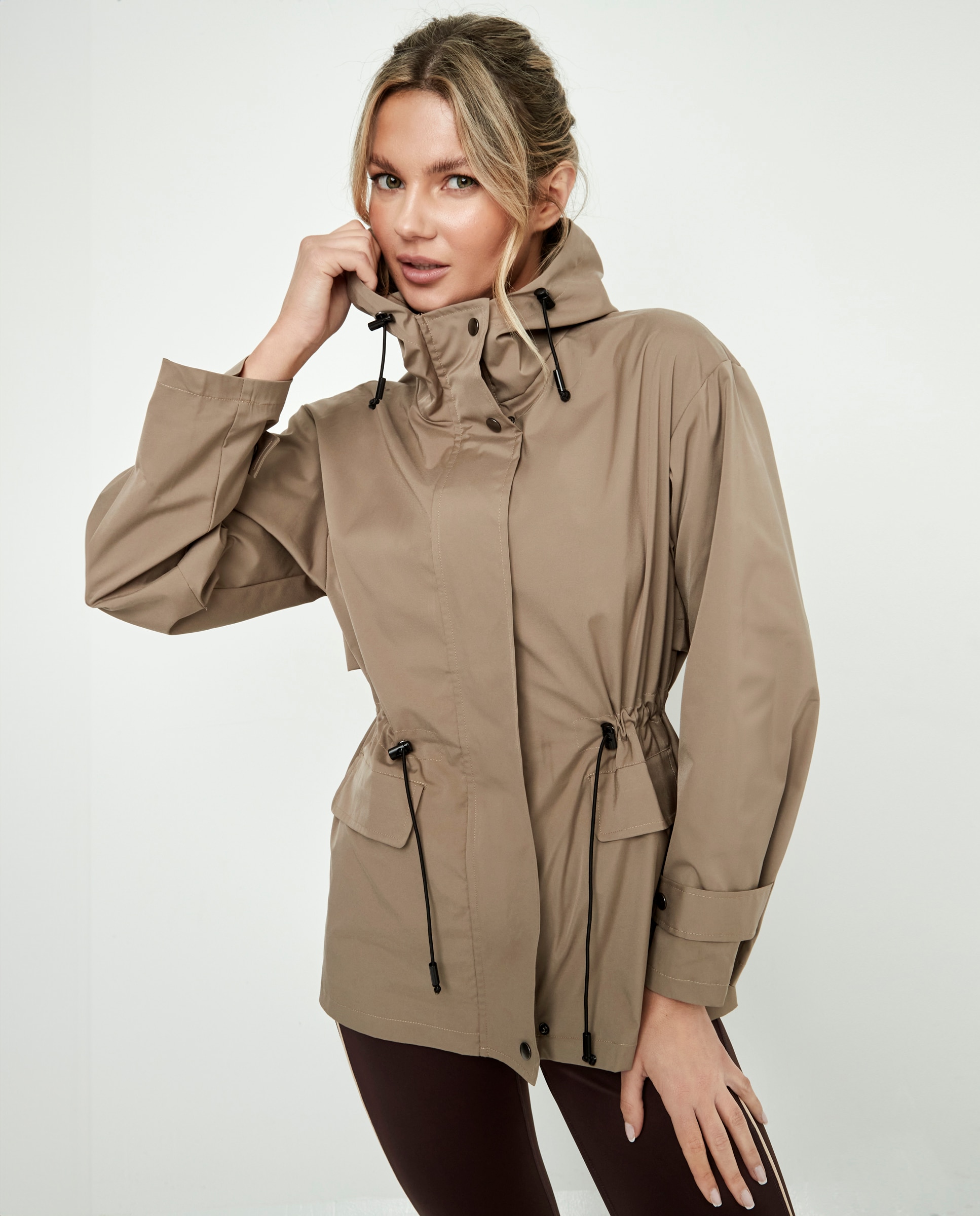 Chaqueta de mujer, con capucha, cintura ajustable - Selmark - Marrón piedra Marrón piedra-7