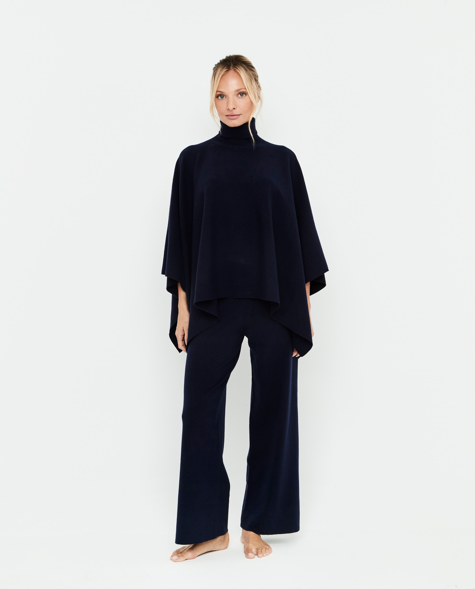 Chaqueta de mujer de punto, dos piezas, poncho cuello alto - Selmark - Azul marino Azul marino-1